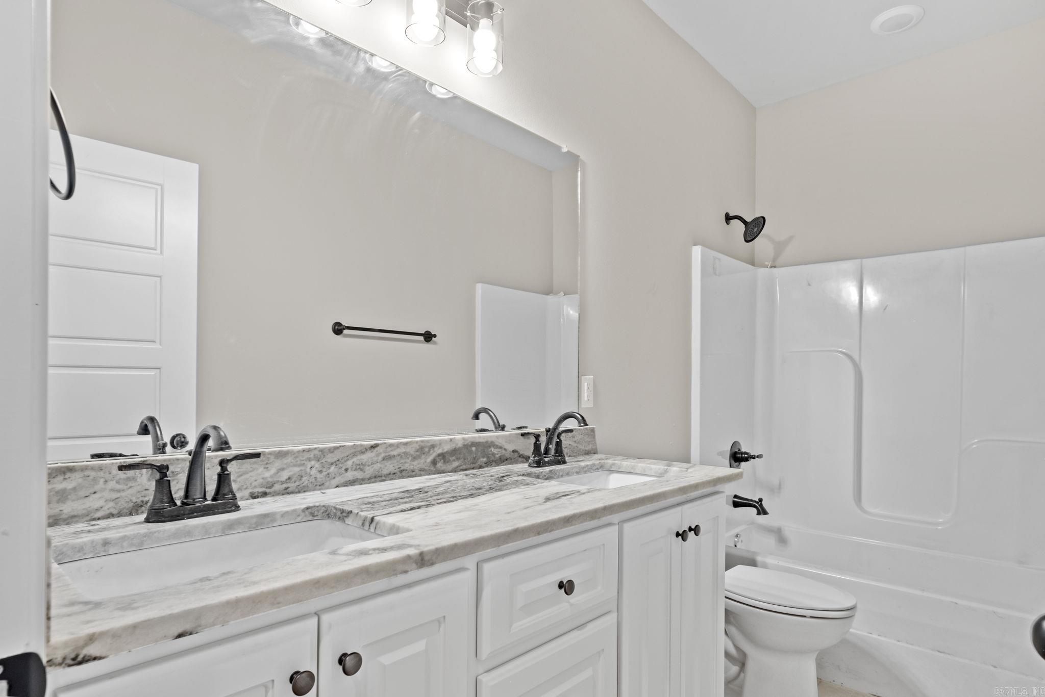 HIDDEN VALLEY ESTATES - Residential