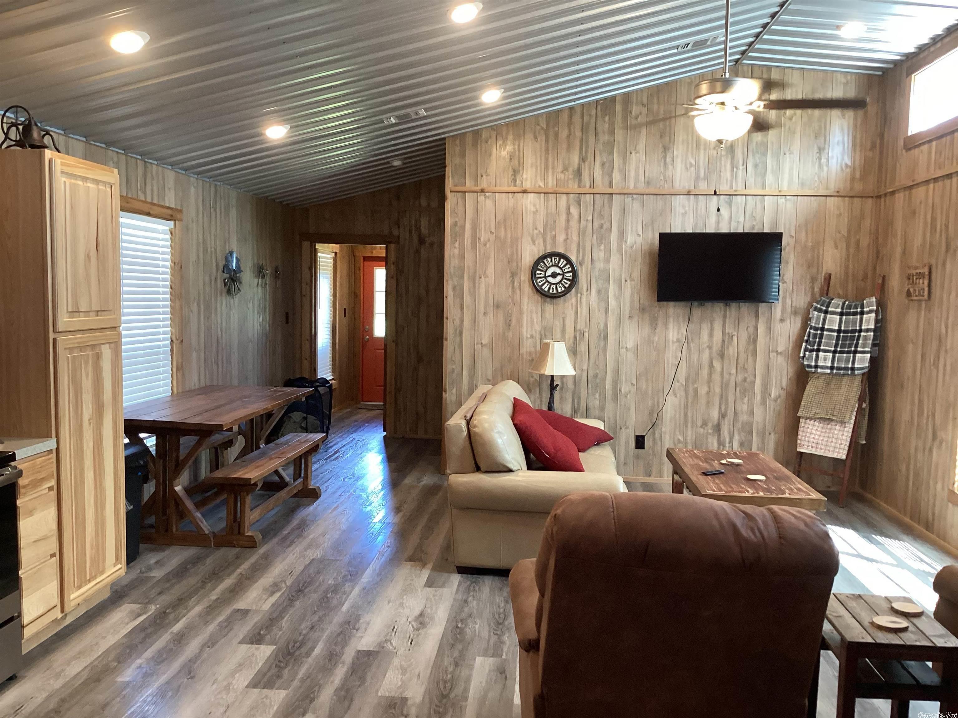 Rural Mena - Residential