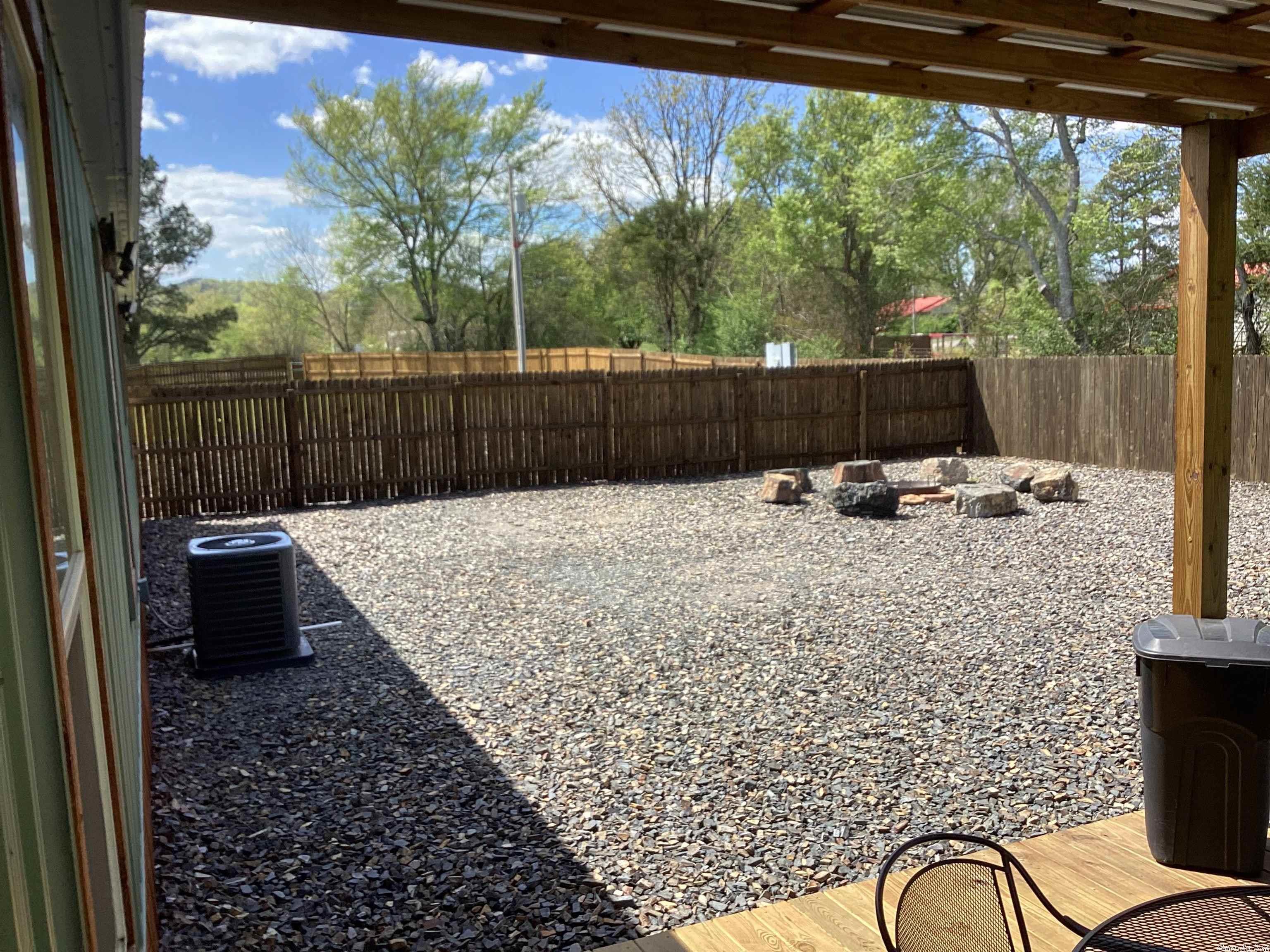 Rural Mena - Residential