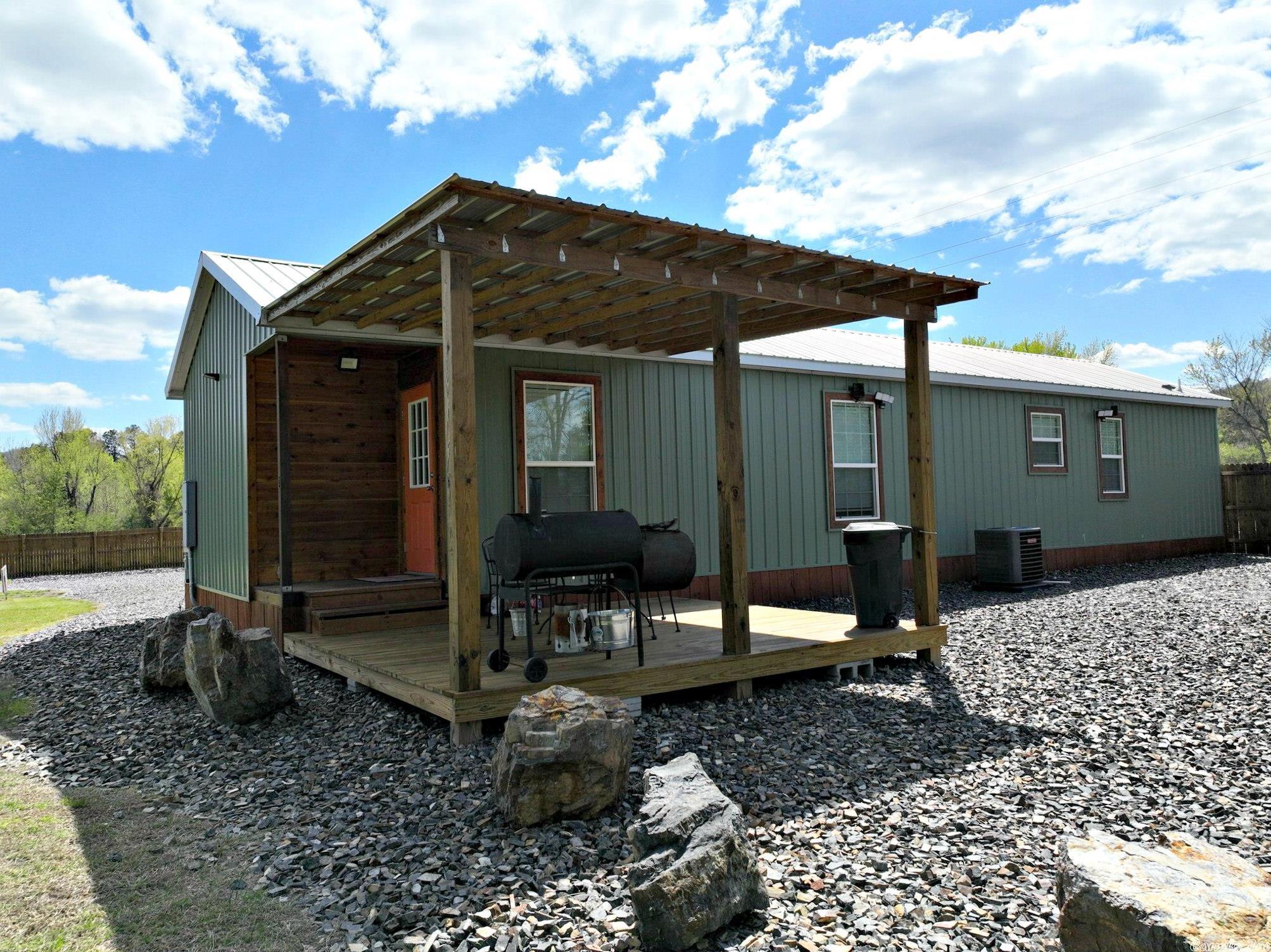 Rural Mena - Residential