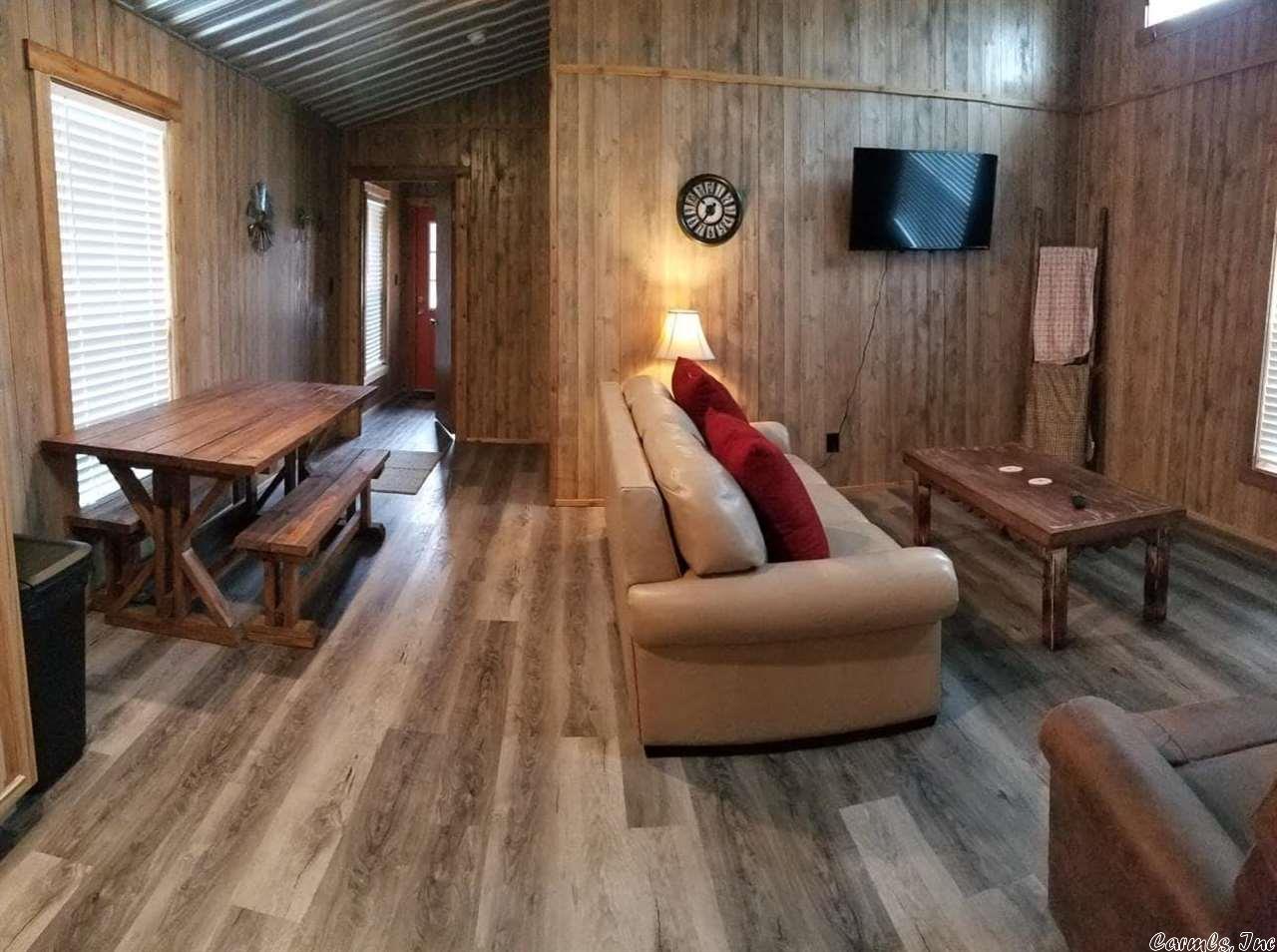 Rural Mena - Residential