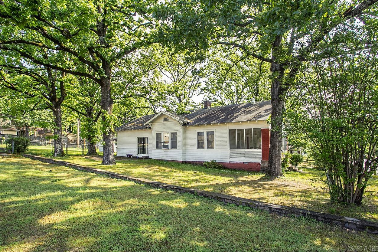 PULASKI HEIGHTS - Residential