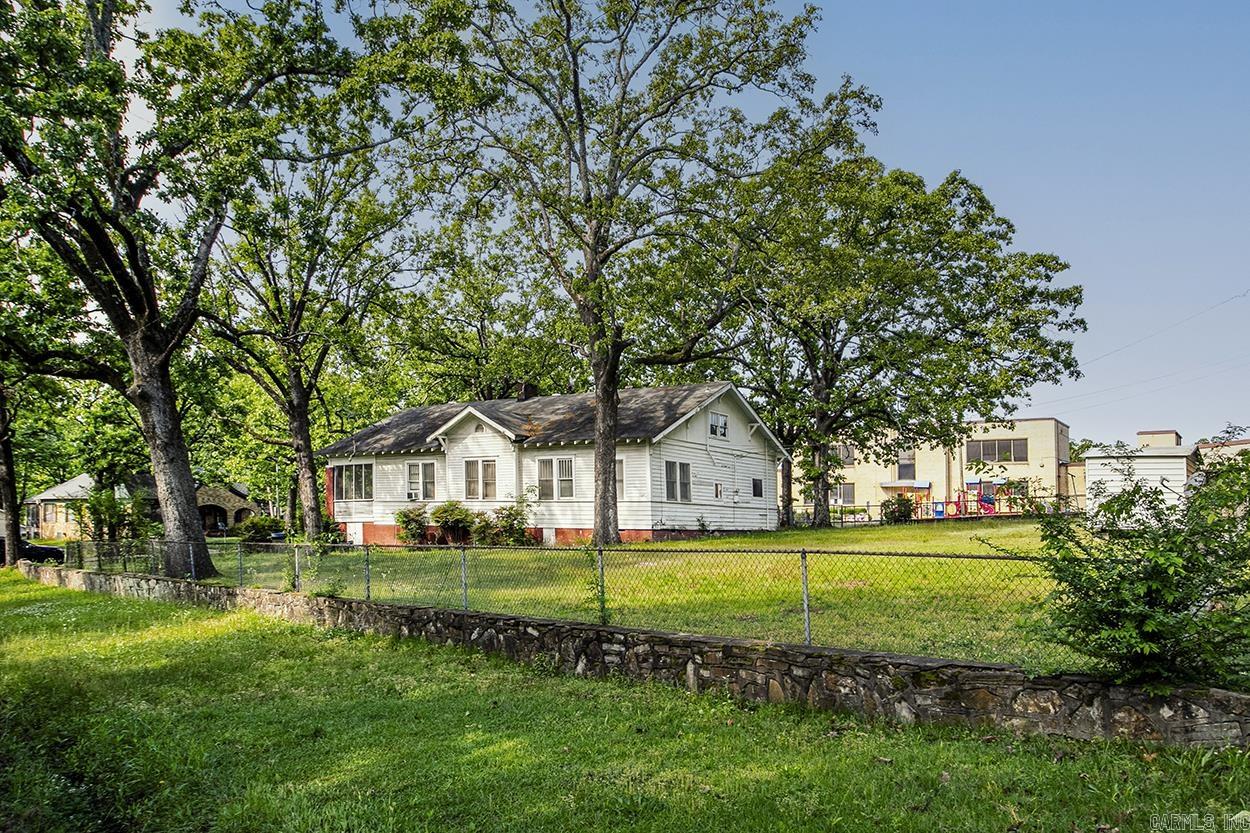 PULASKI HEIGHTS - Residential