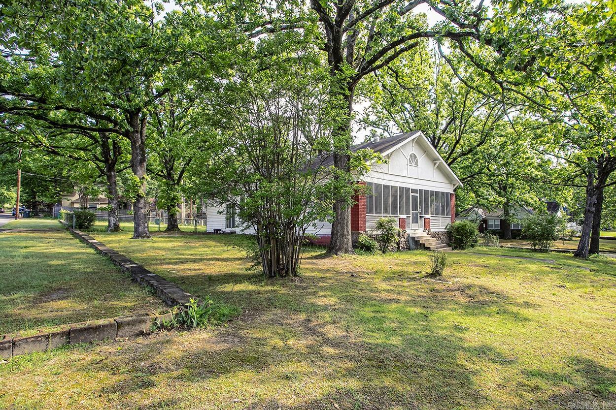 PULASKI HEIGHTS - Residential