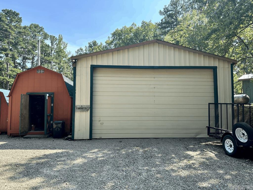 Metes & Bounds - Residential