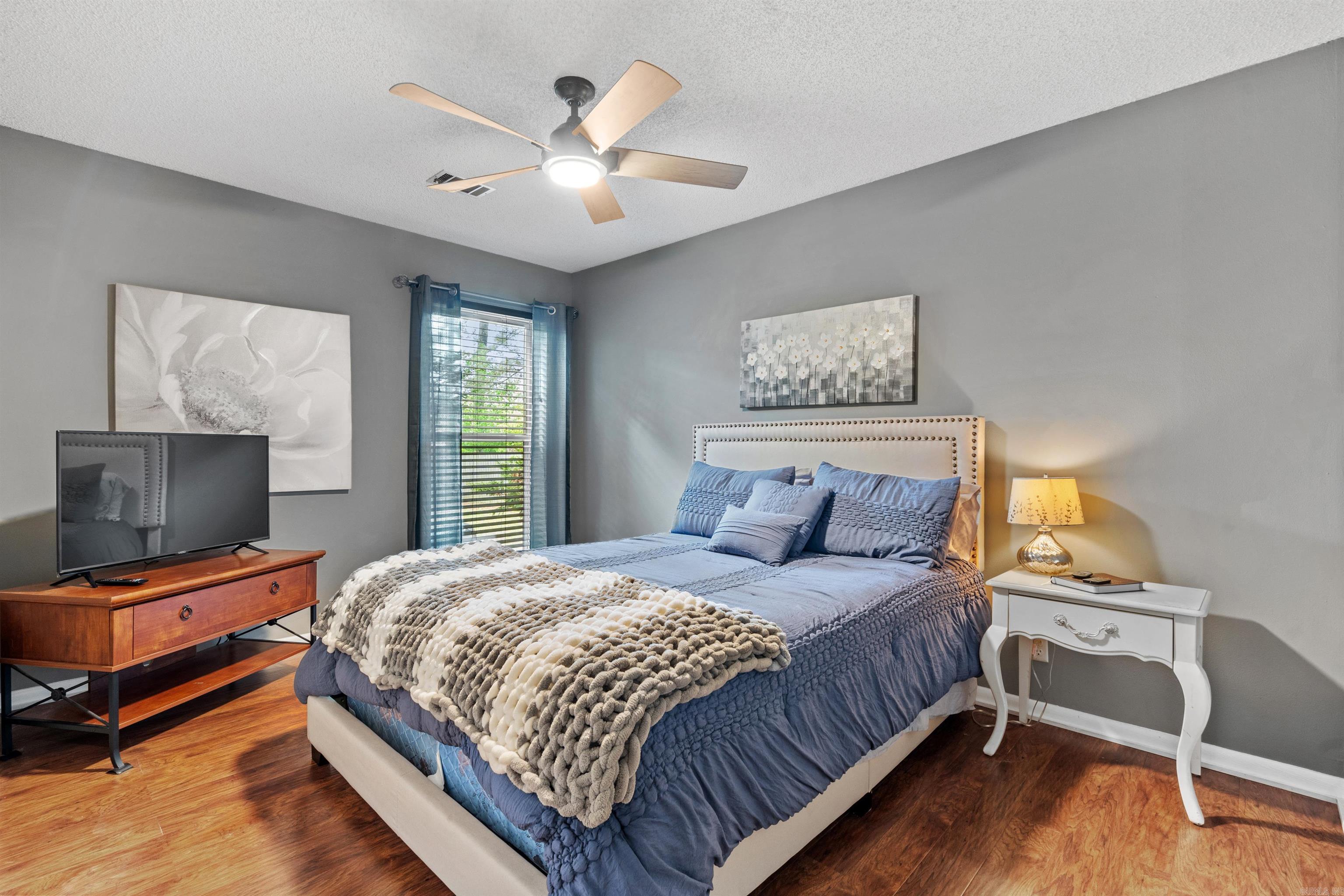 BEVERLY HILLS - Residential