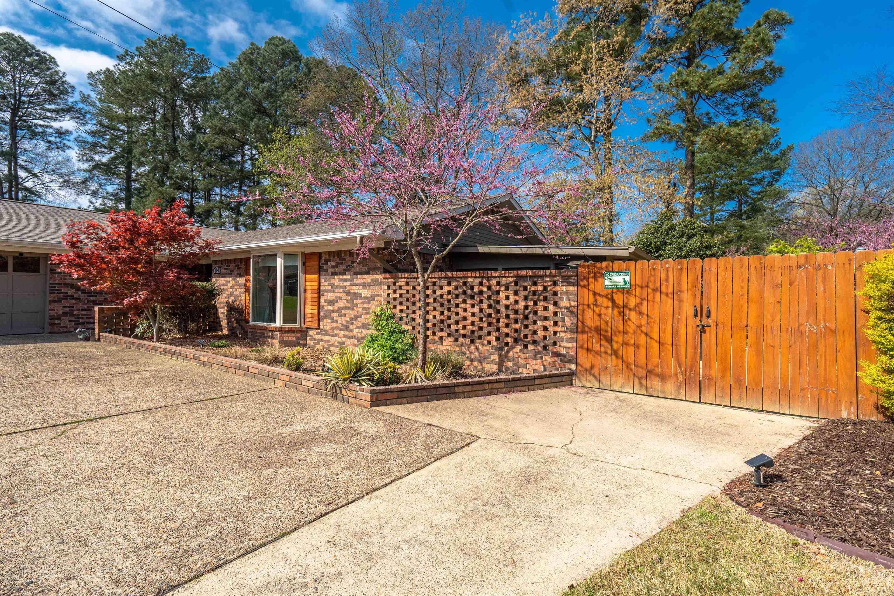 BEVERLY HILLS - Residential