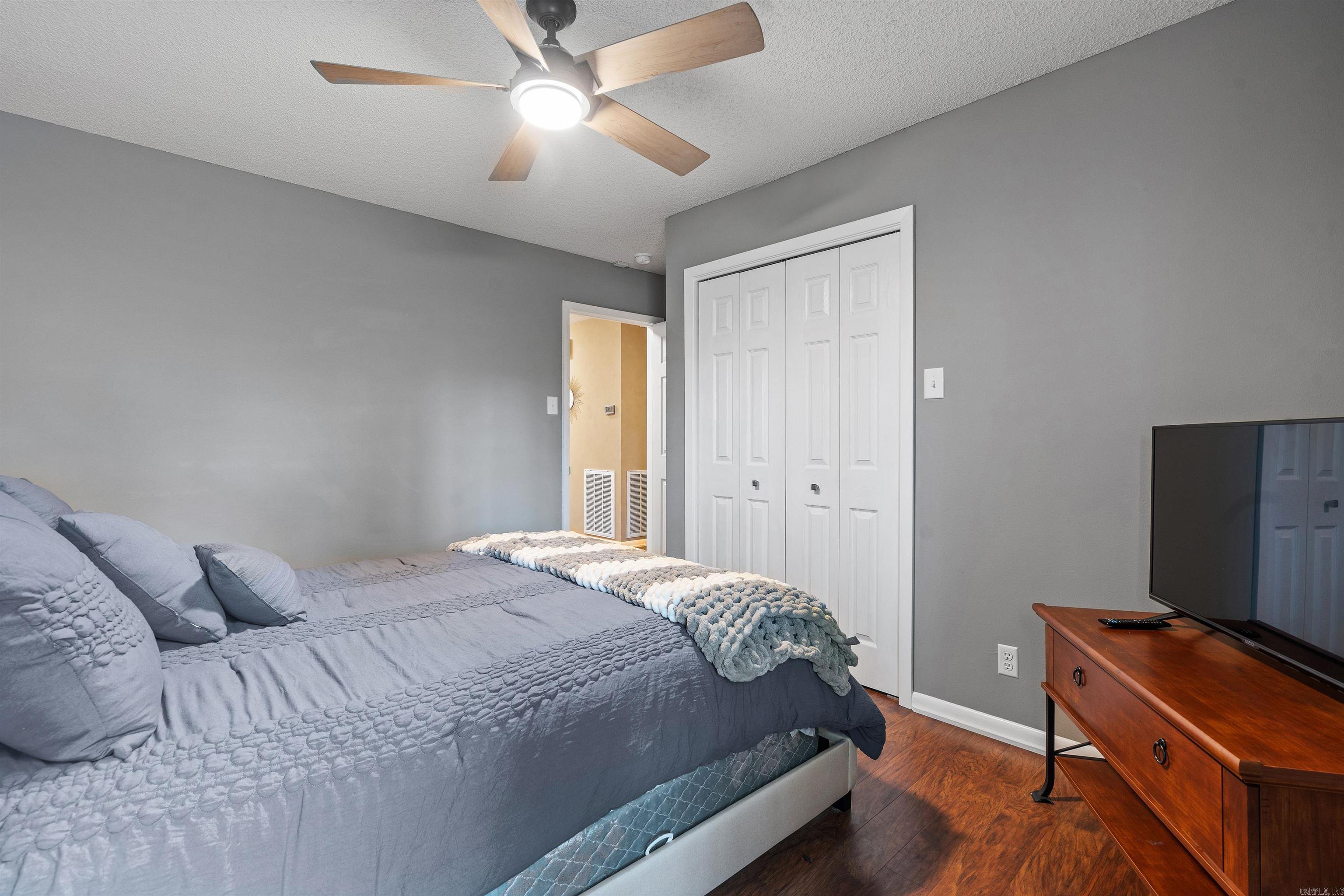 BEVERLY HILLS - Residential