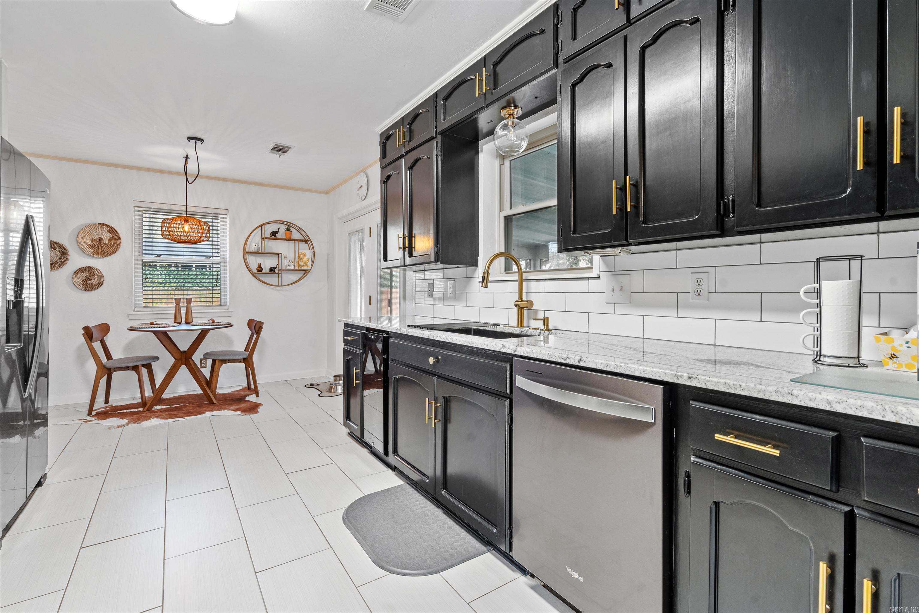 BEVERLY HILLS - Residential