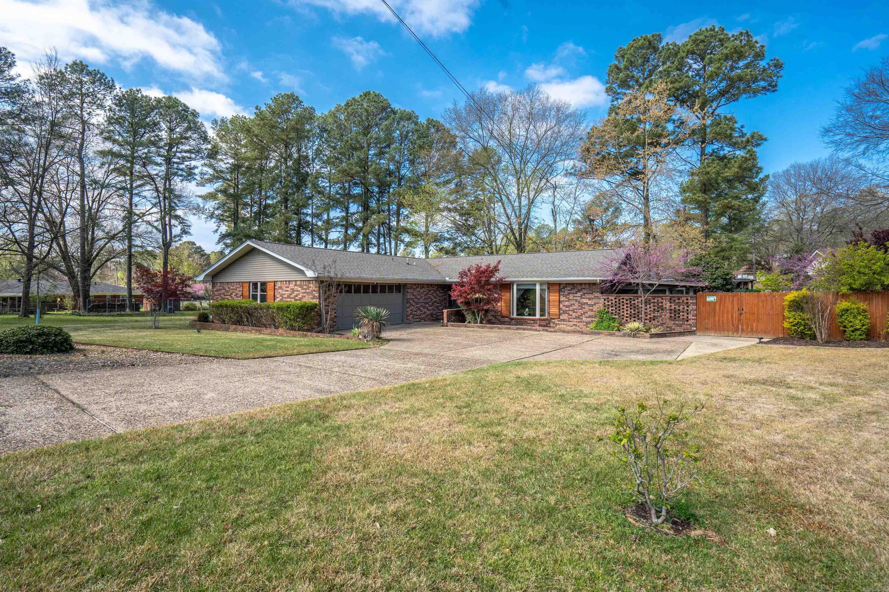 BEVERLY HILLS - Residential