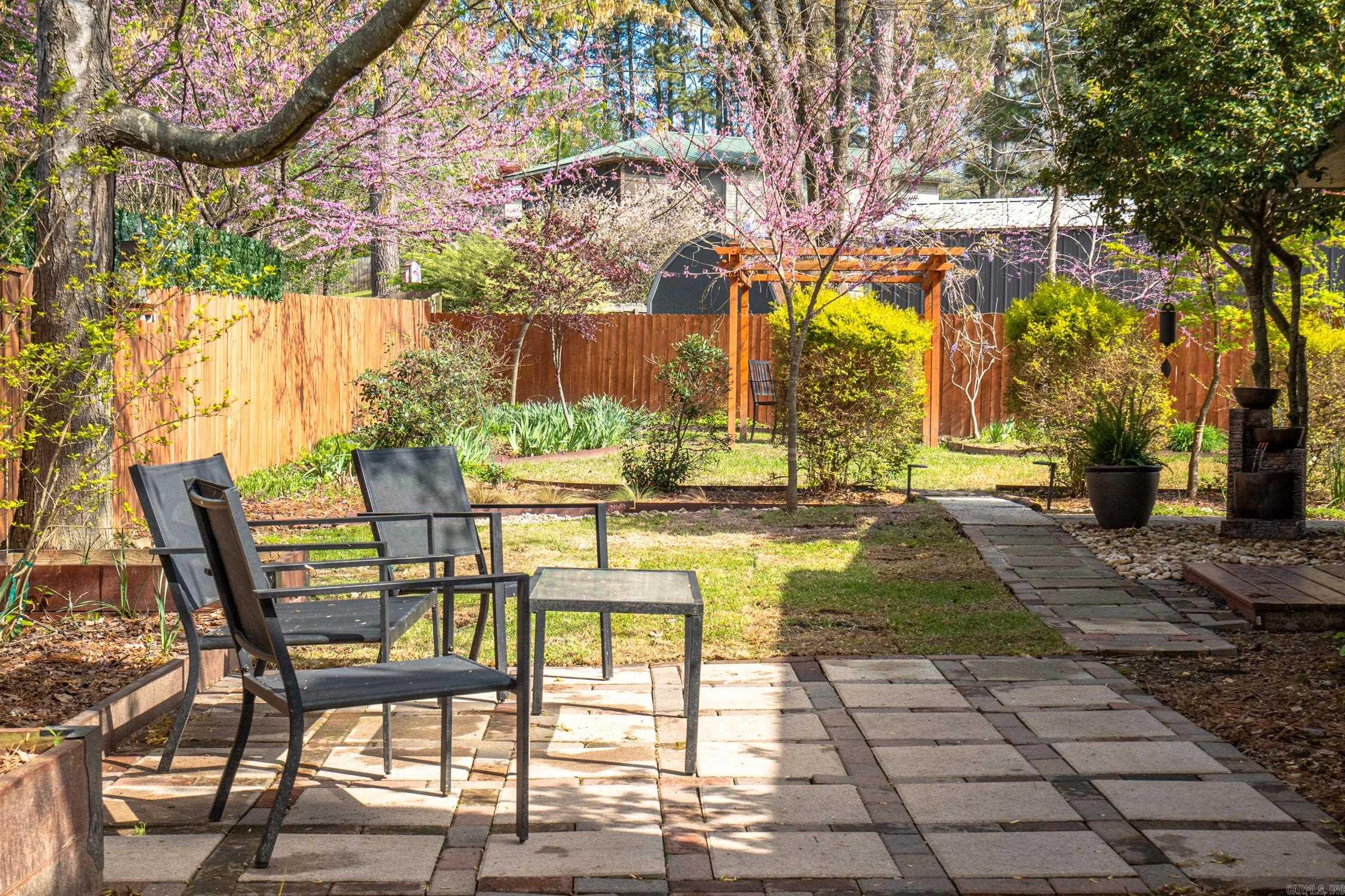 BEVERLY HILLS - Residential