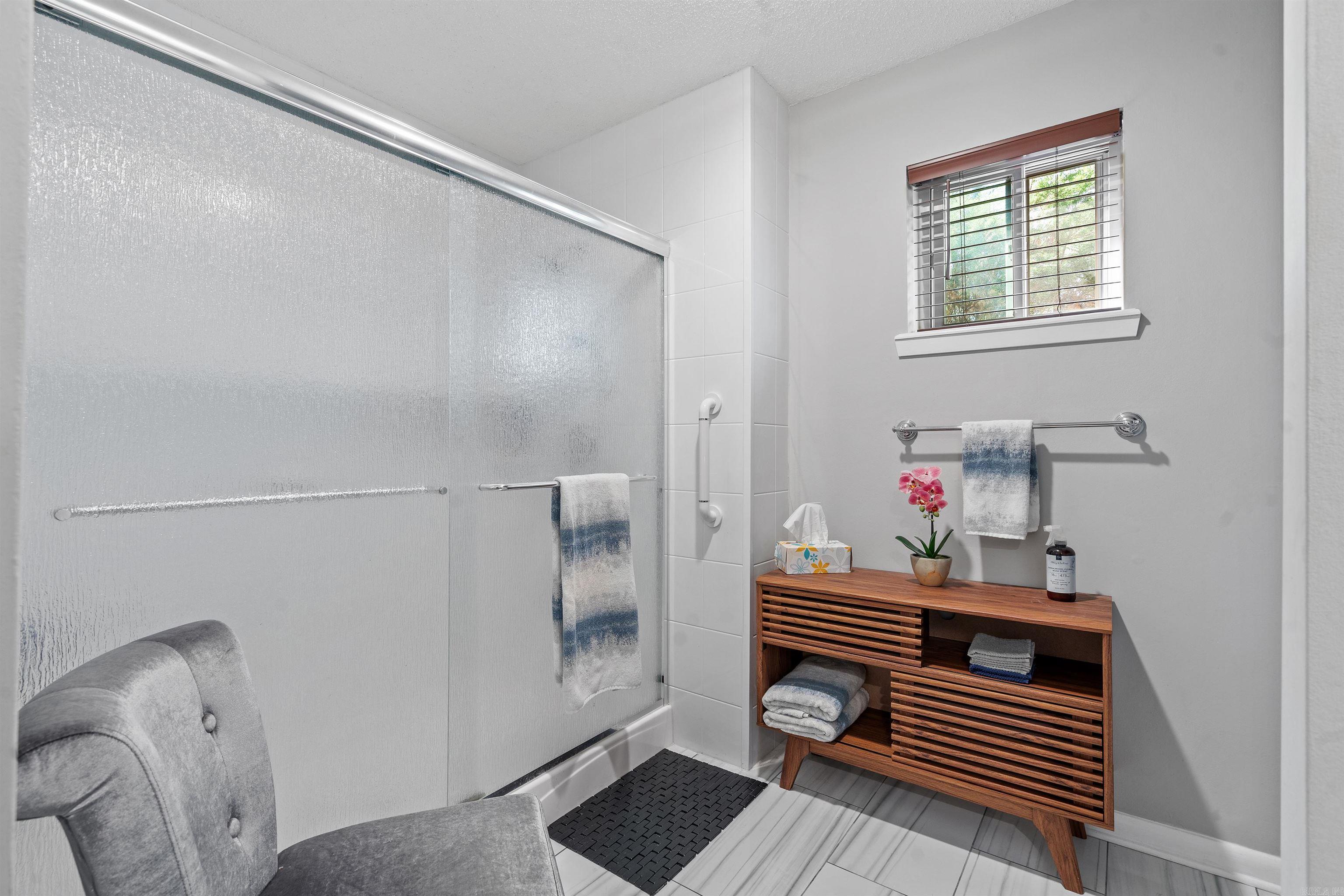 BEVERLY HILLS - Residential