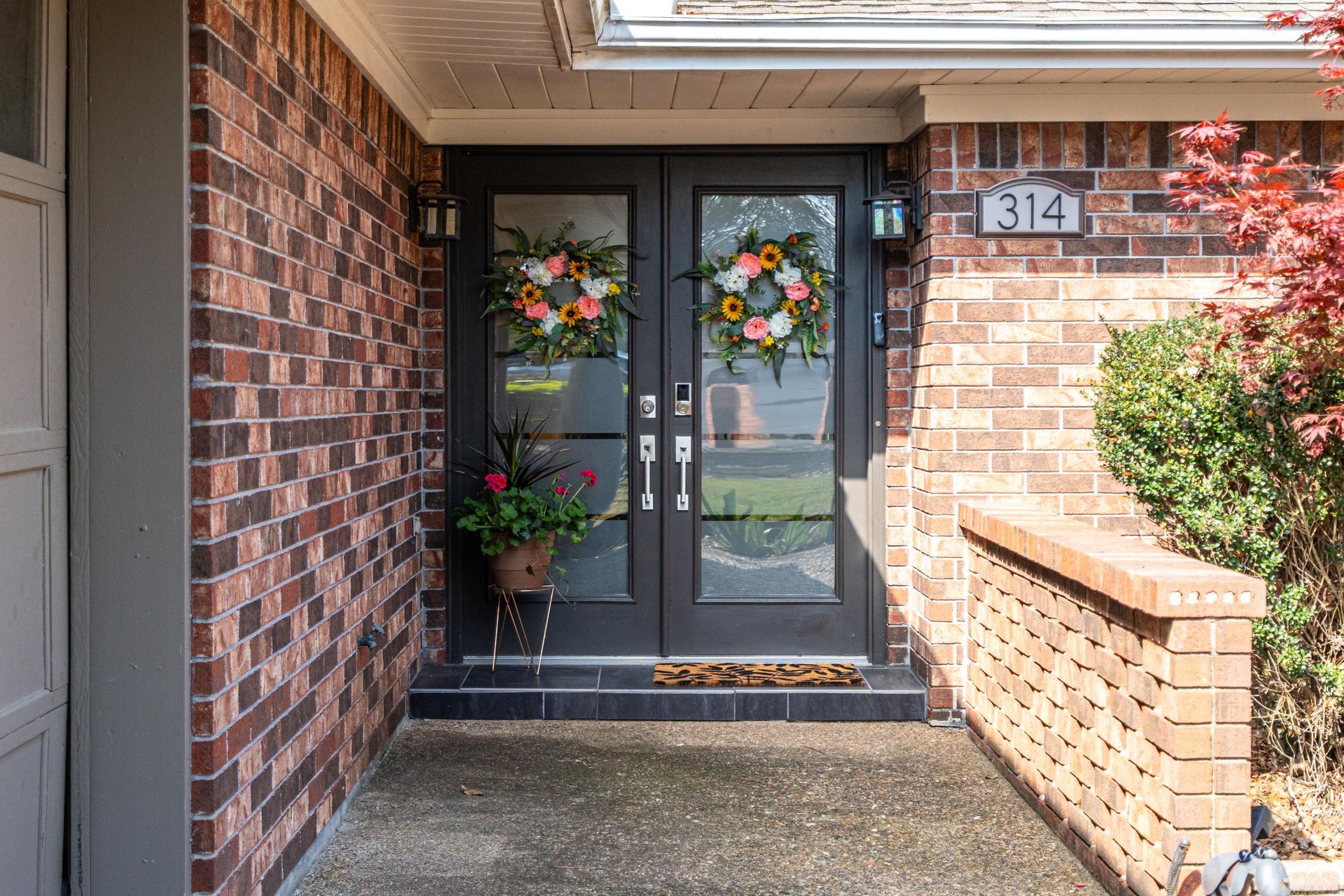 BEVERLY HILLS - Residential