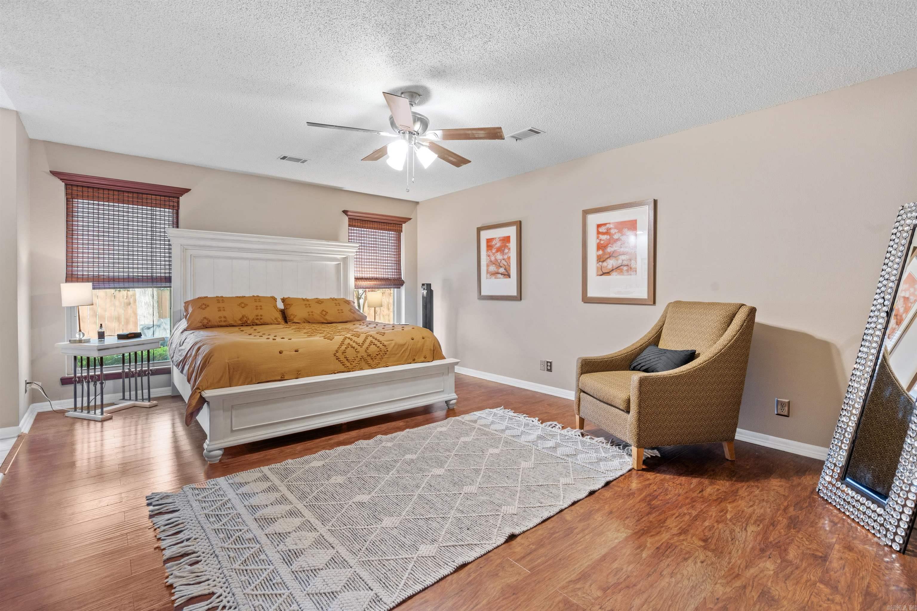 BEVERLY HILLS - Residential