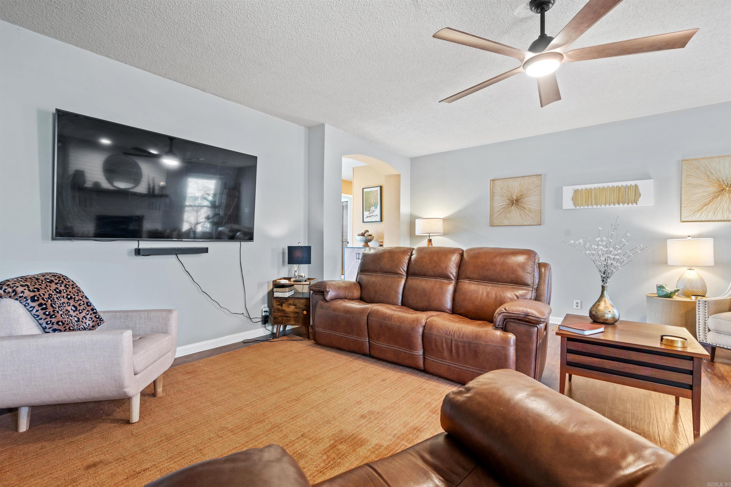 BEVERLY HILLS - Residential