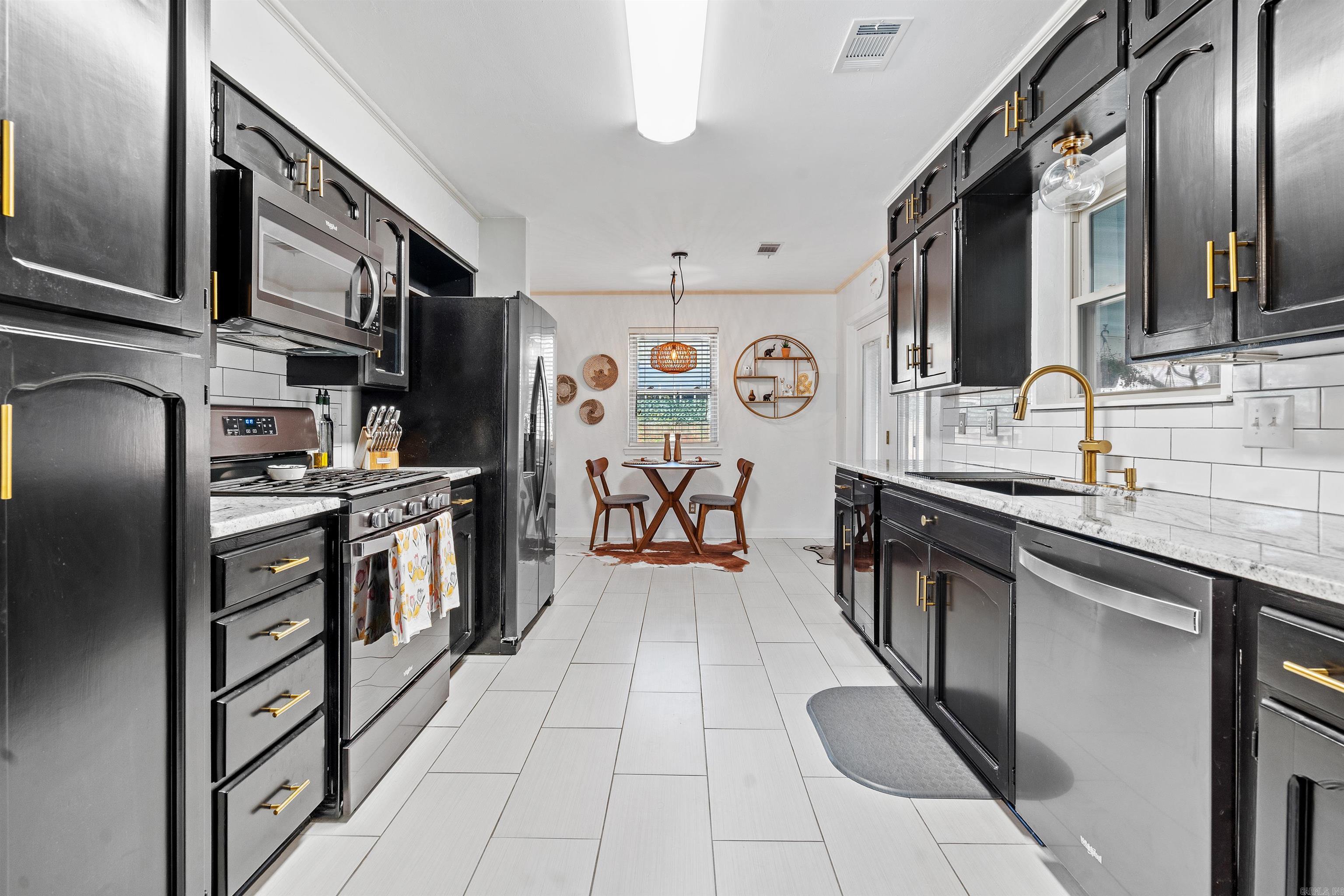 BEVERLY HILLS - Residential