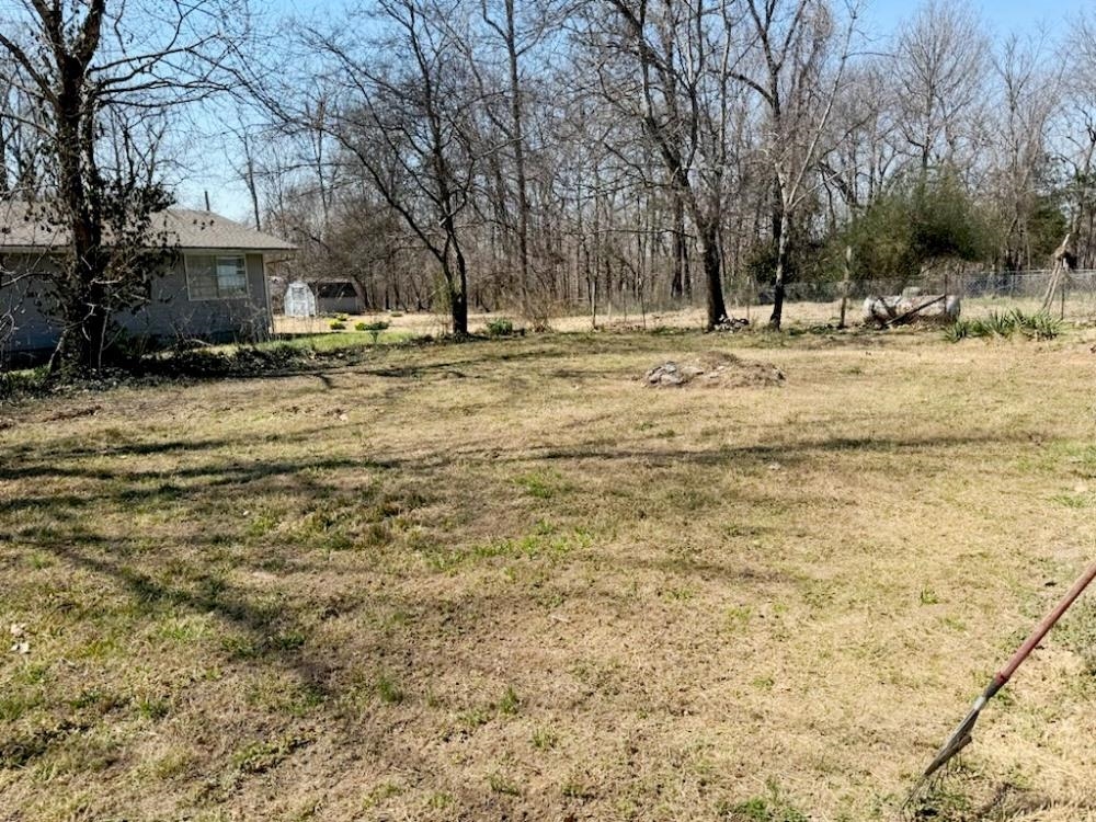 EIGHTH - Residential