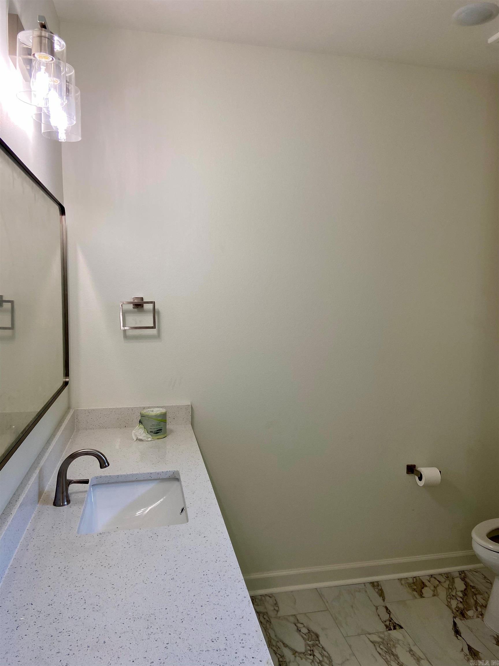 EDGEWATER - Residential