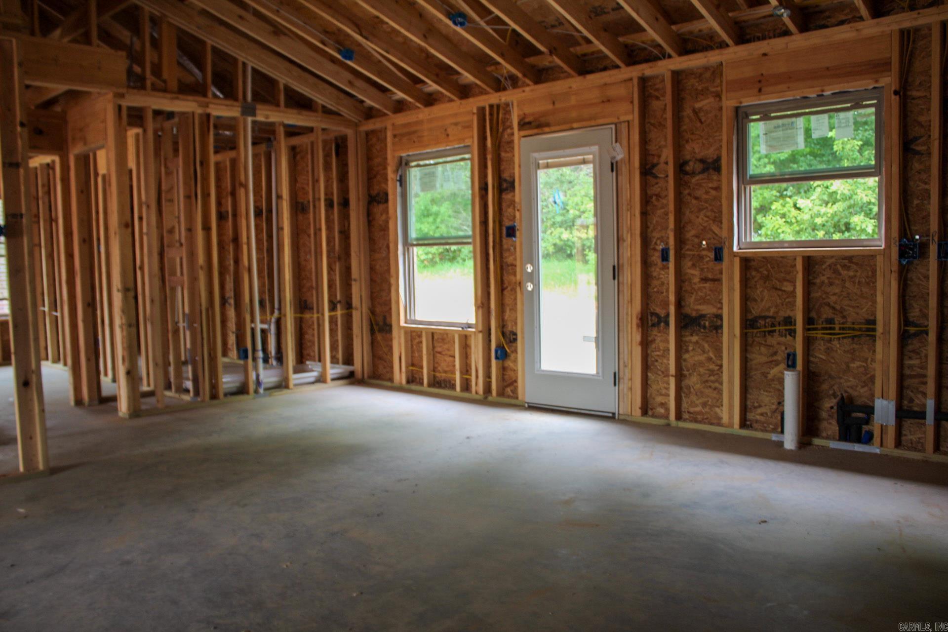 PAW'S PLACE - Residential