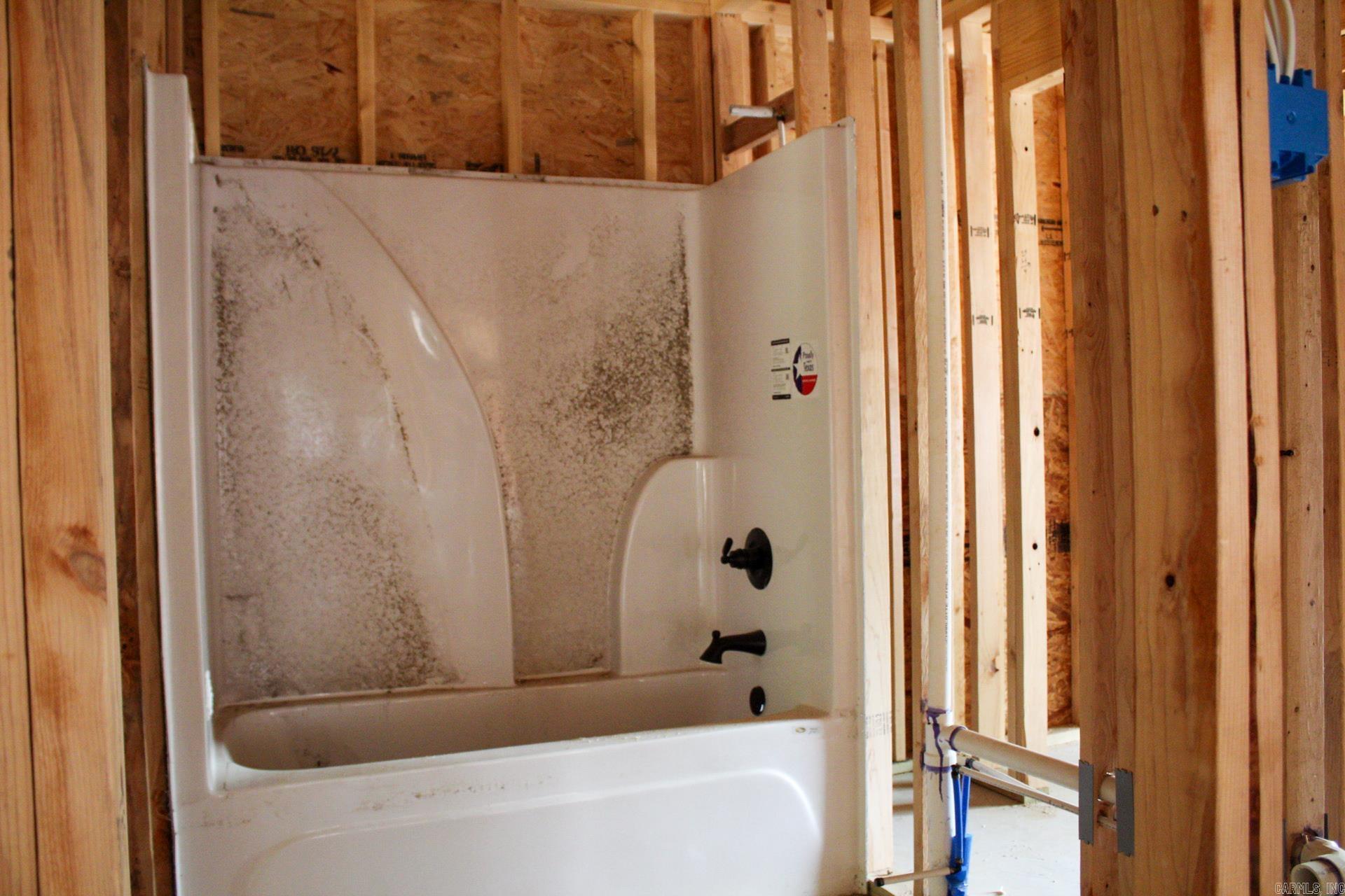 PAW'S PLACE - Residential