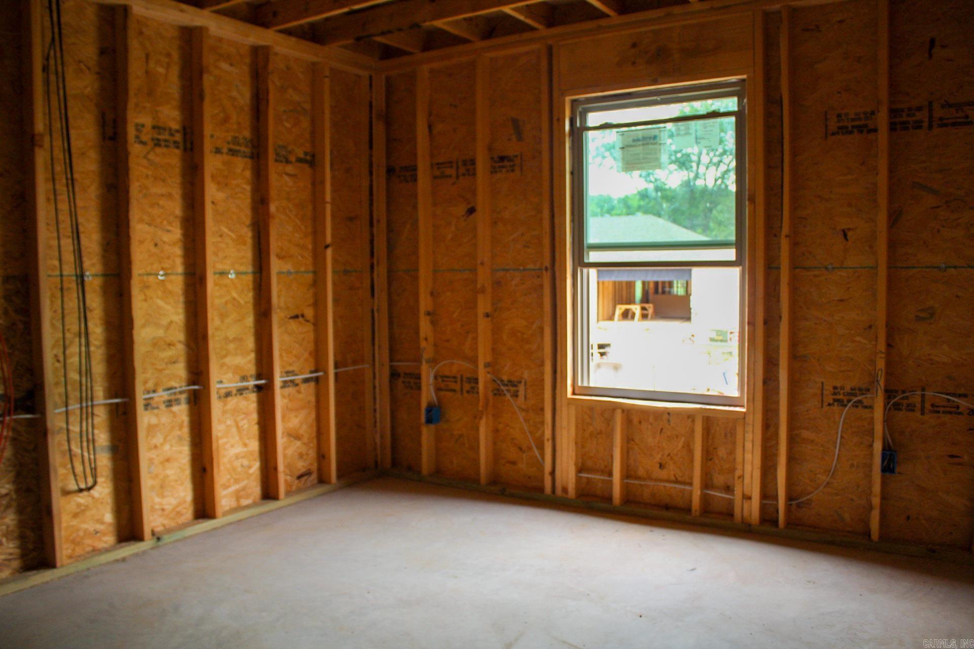 PAW'S PLACE - Residential