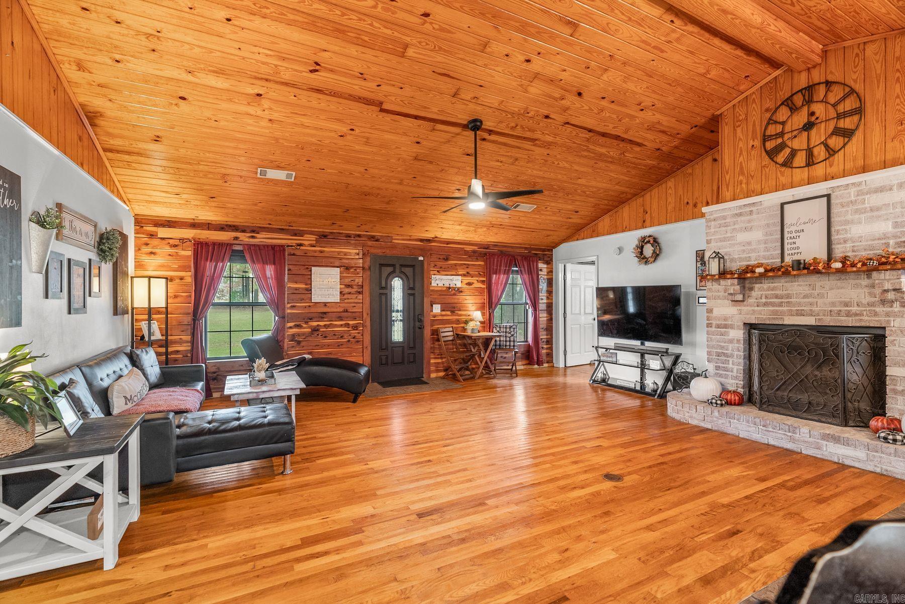 Briarwood - Residential