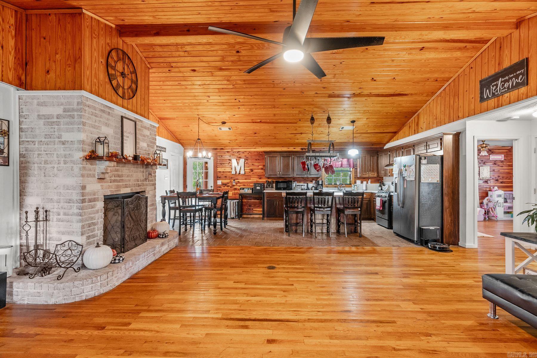 Briarwood - Residential