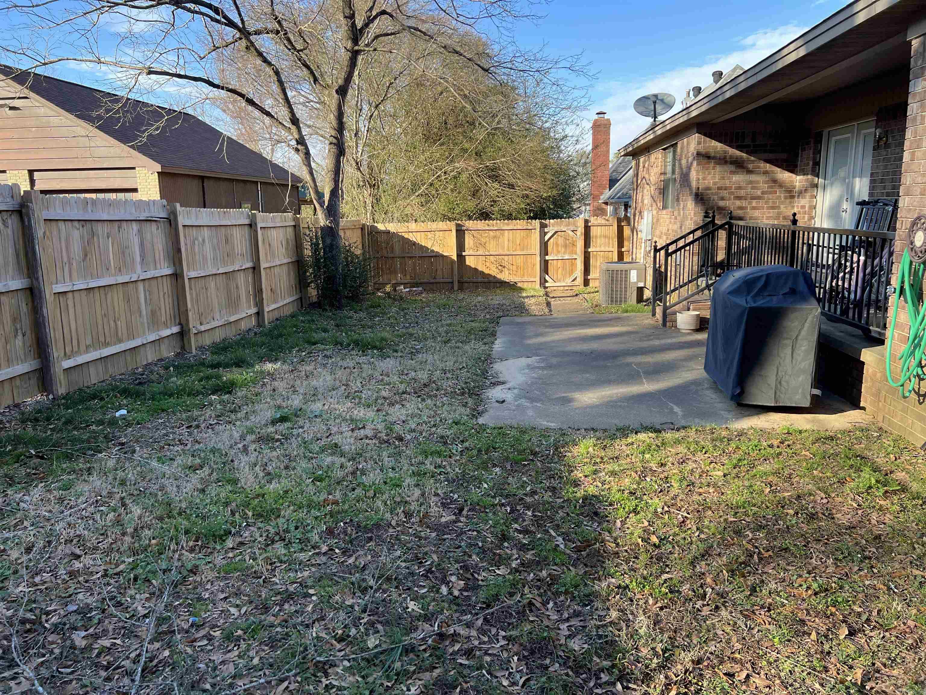 BELLE MEADE - Residential