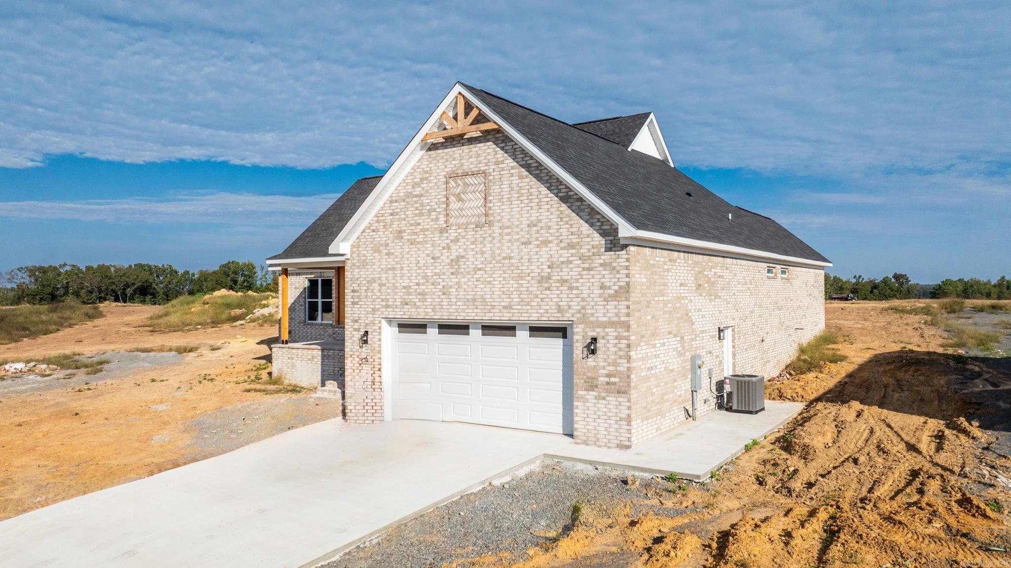 HIDDEN VALLEY ESTATES - Residential