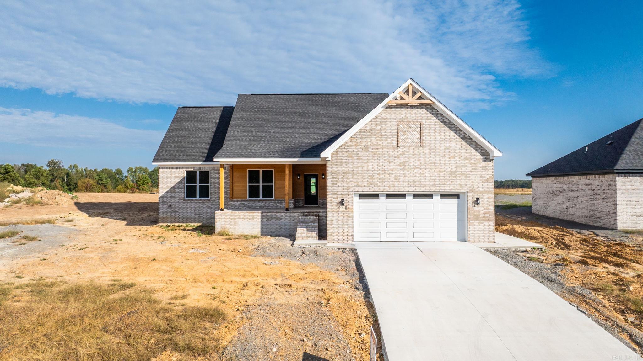 HIDDEN VALLEY ESTATES - Residential