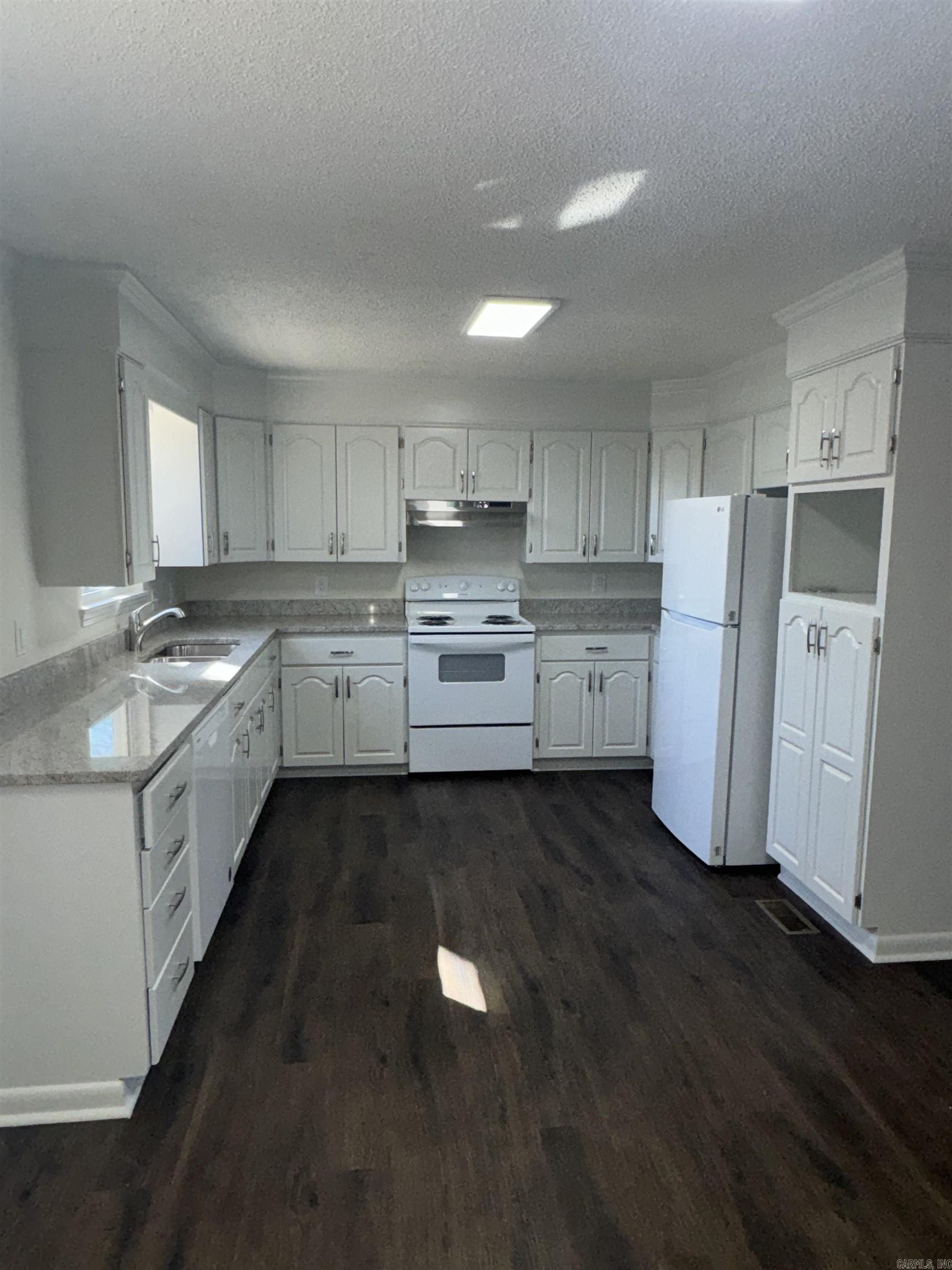 EASTWOOD HGTS - Residential