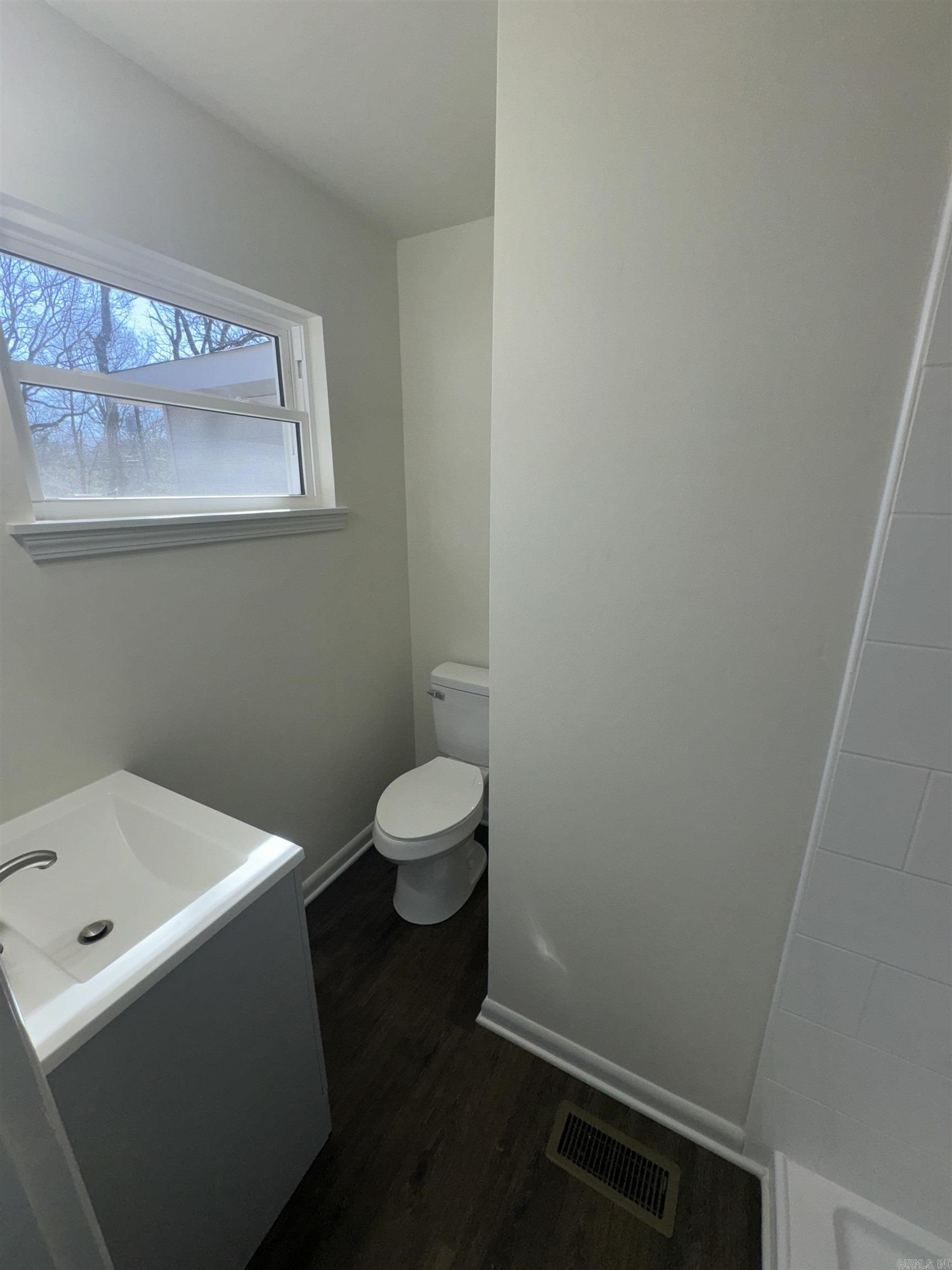 EASTWOOD HGTS - Residential