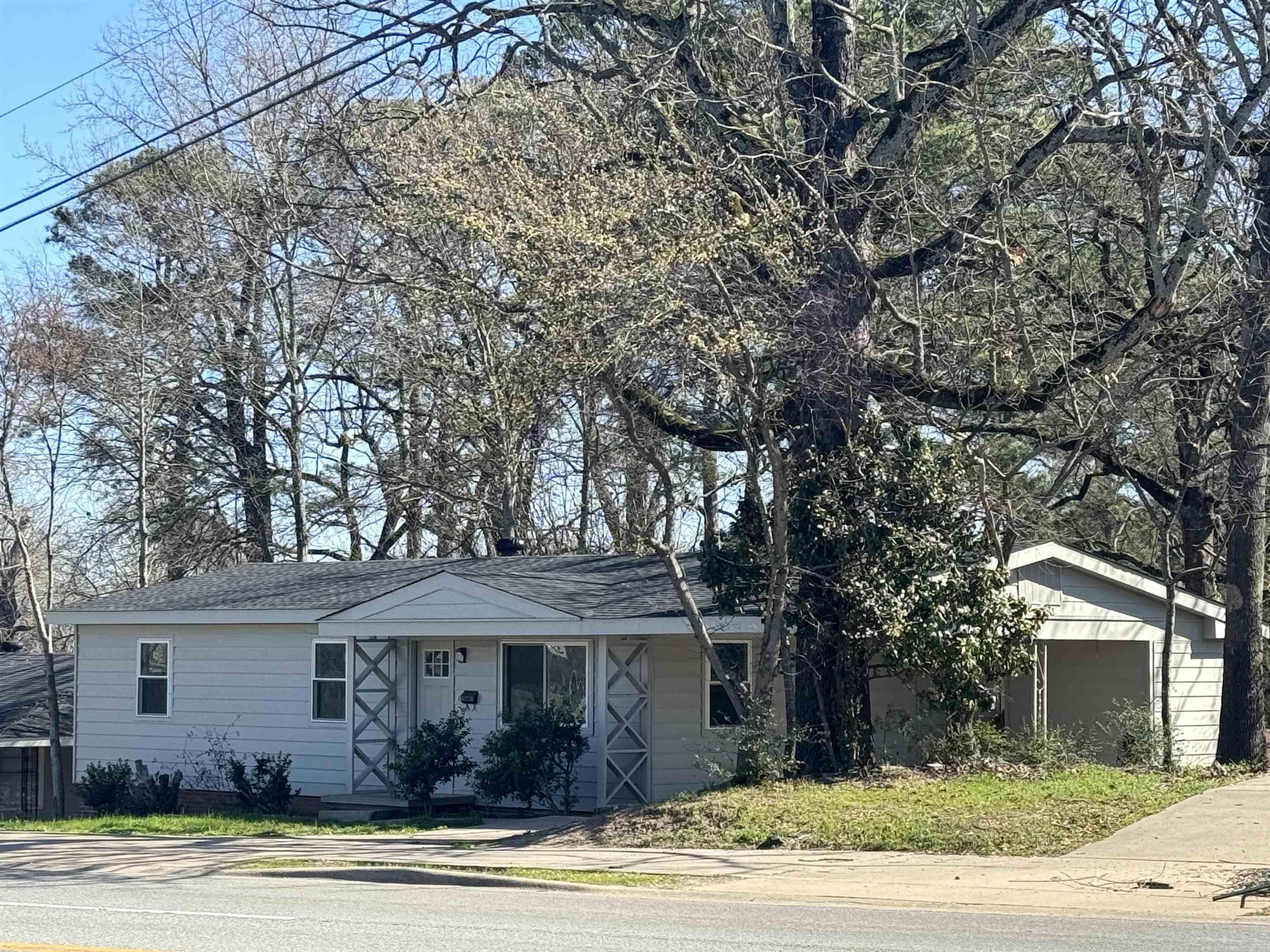 EASTWOOD HGTS - Residential