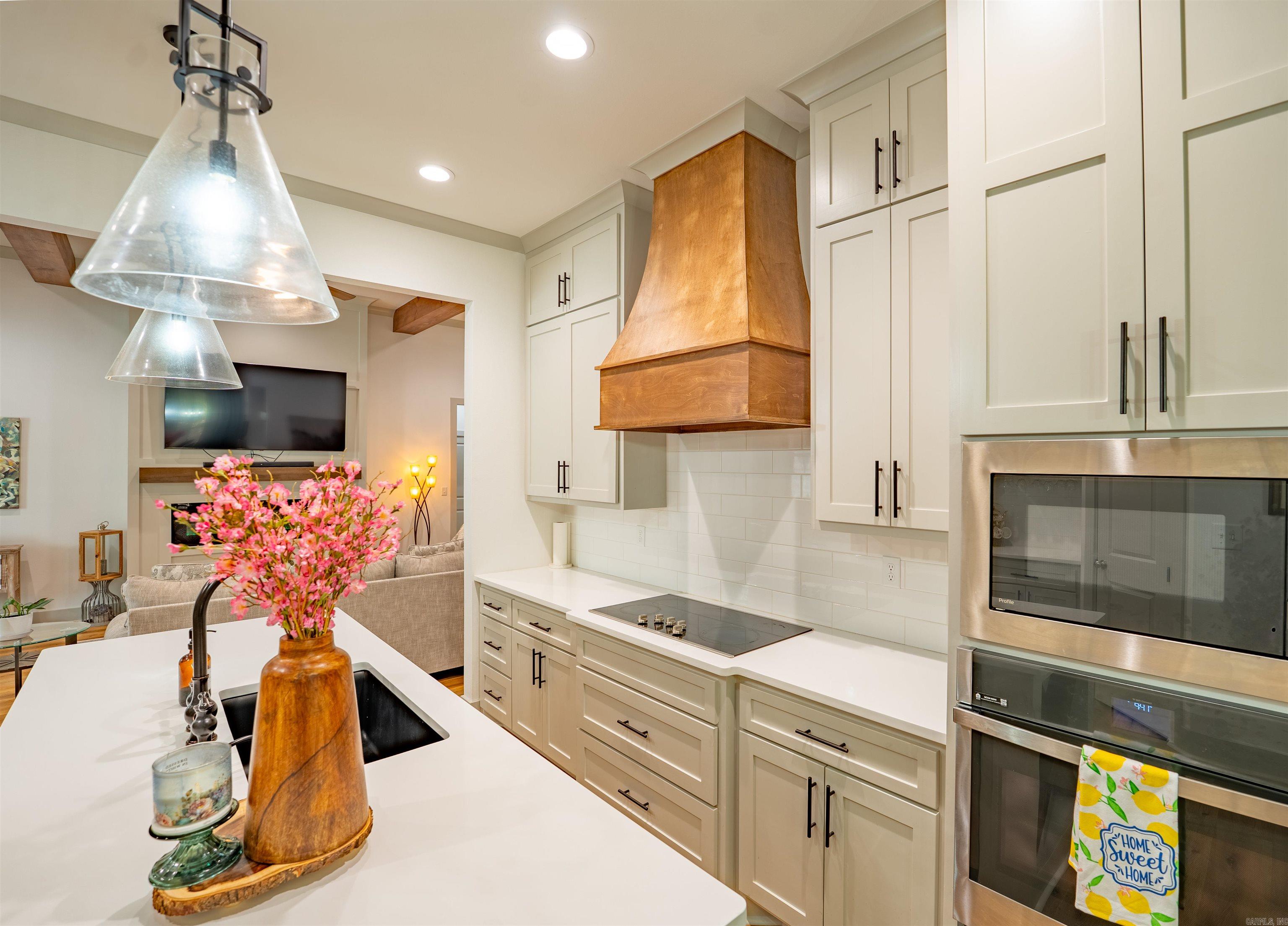DIAMONDHEAD - Residential
