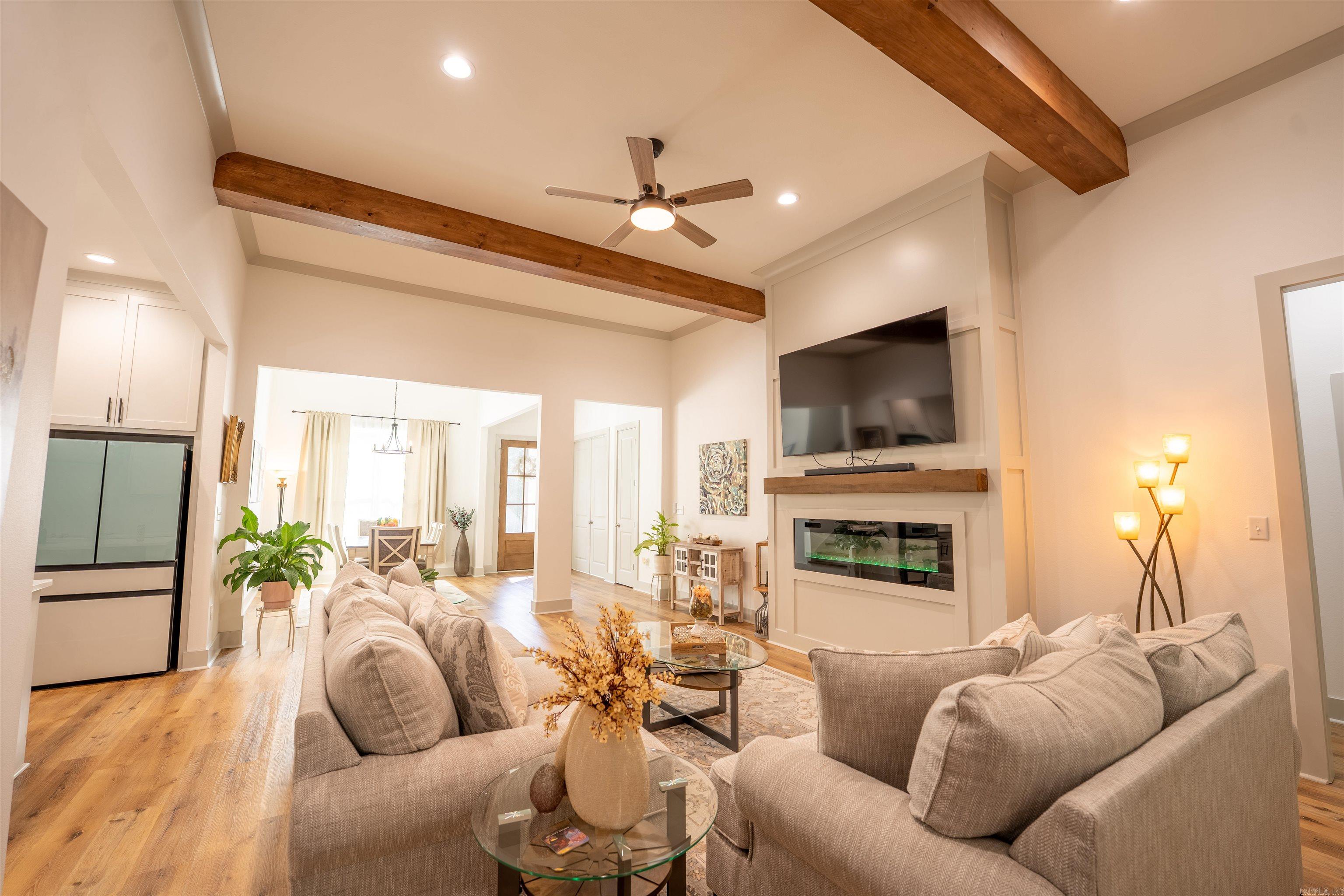 DIAMONDHEAD - Residential