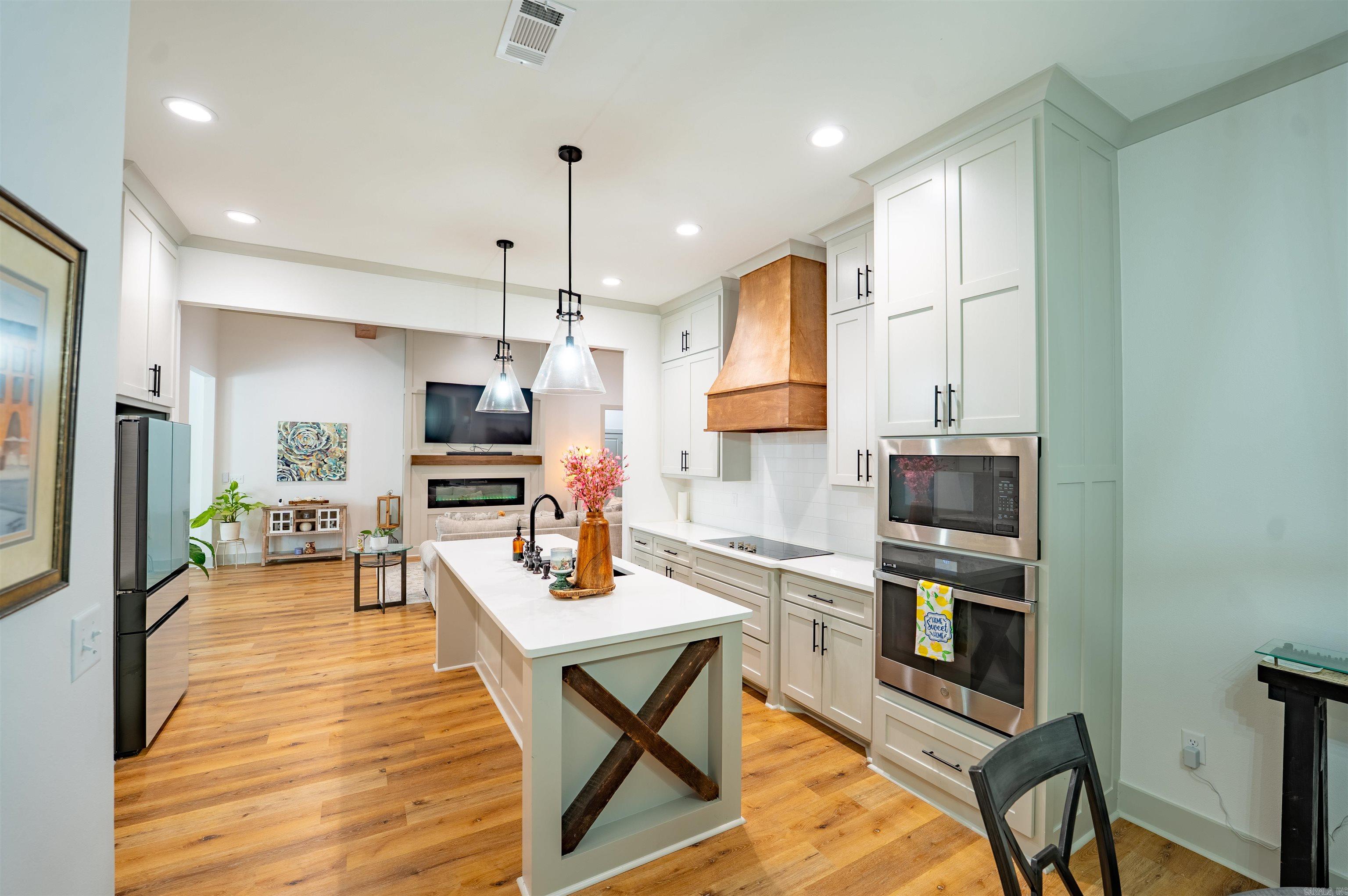 DIAMONDHEAD - Residential
