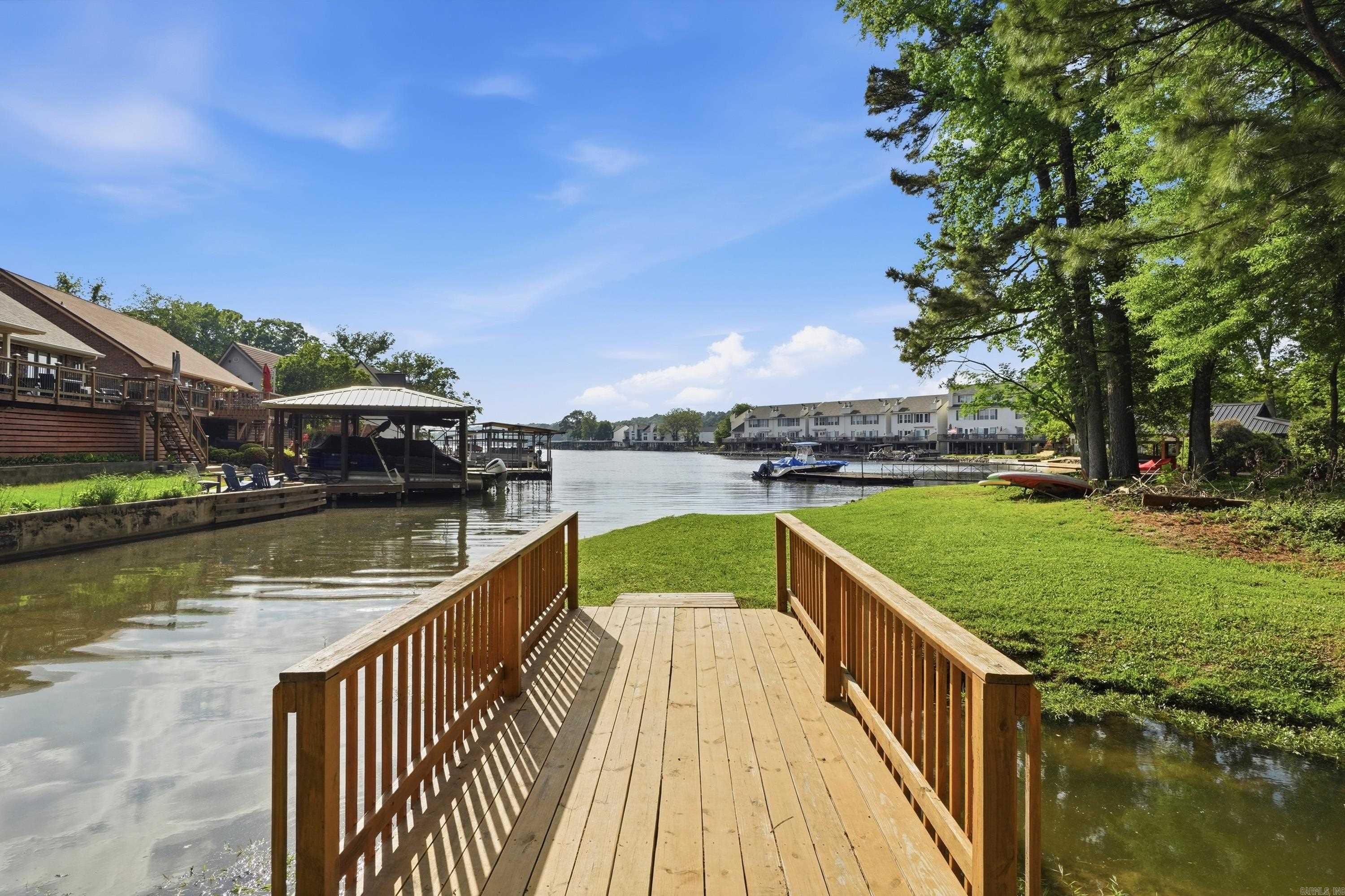 BAYSHORE ACRES - Residential