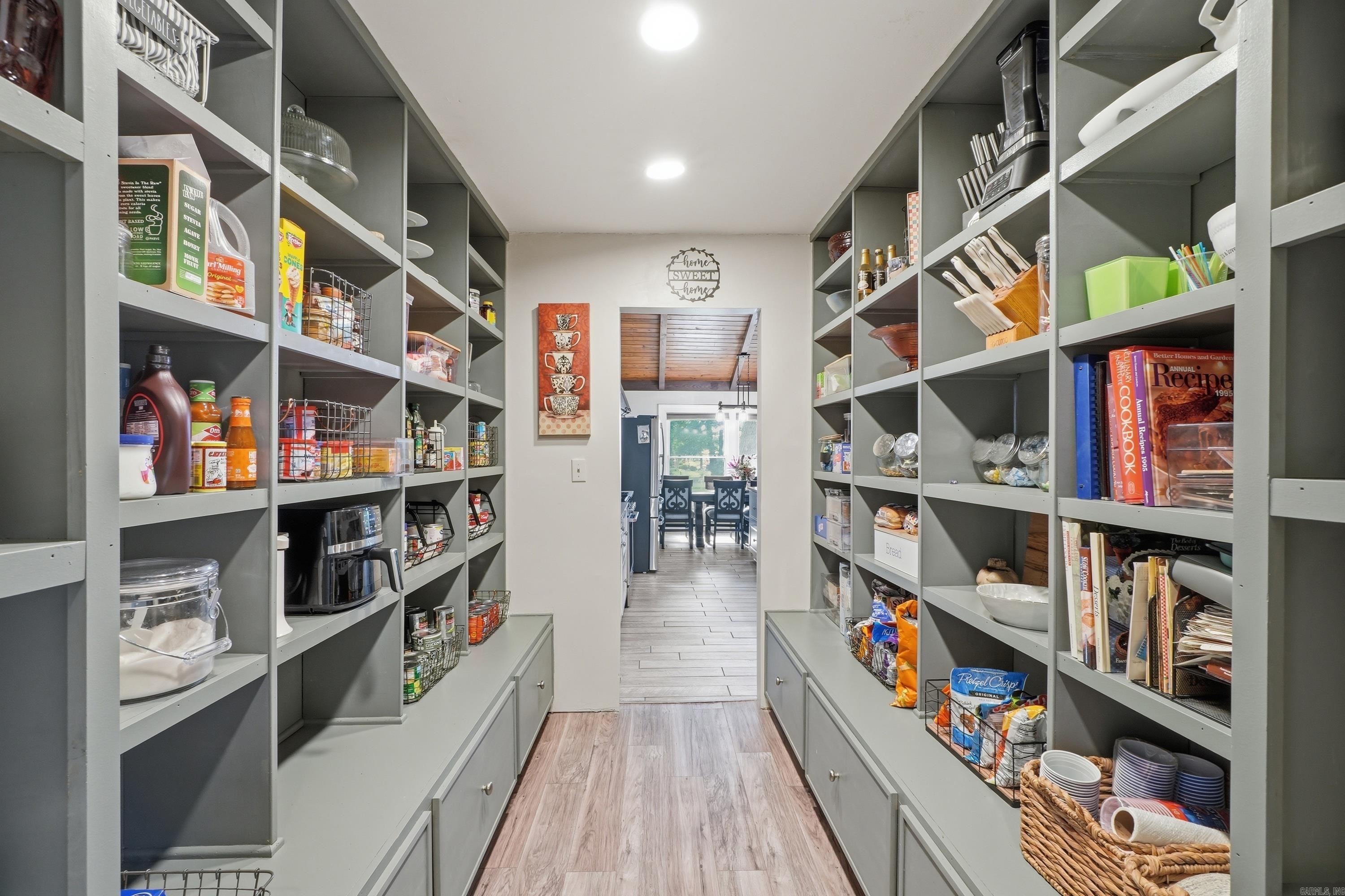 BAYSHORE ACRES - Residential