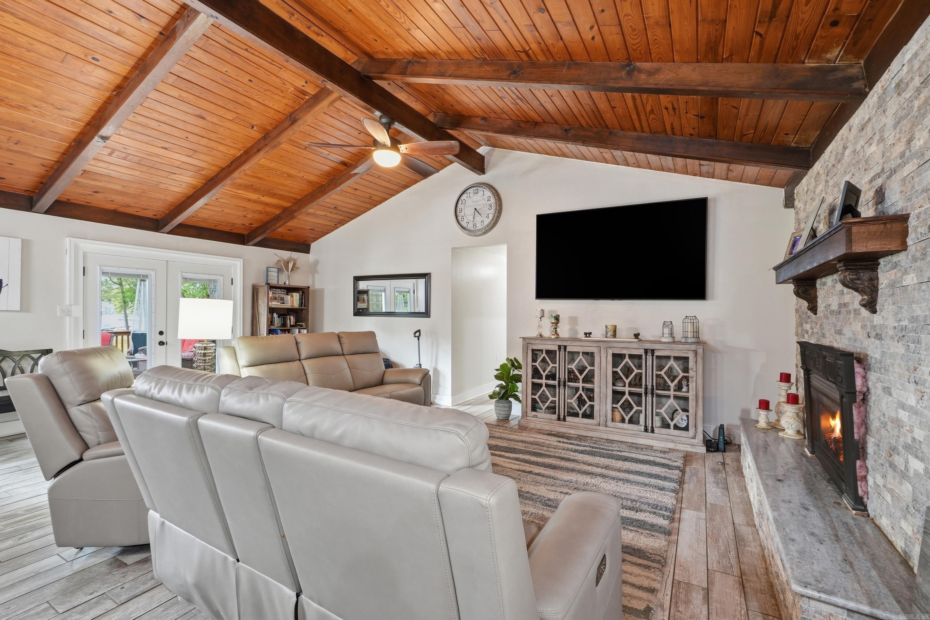 BAYSHORE ACRES - Residential