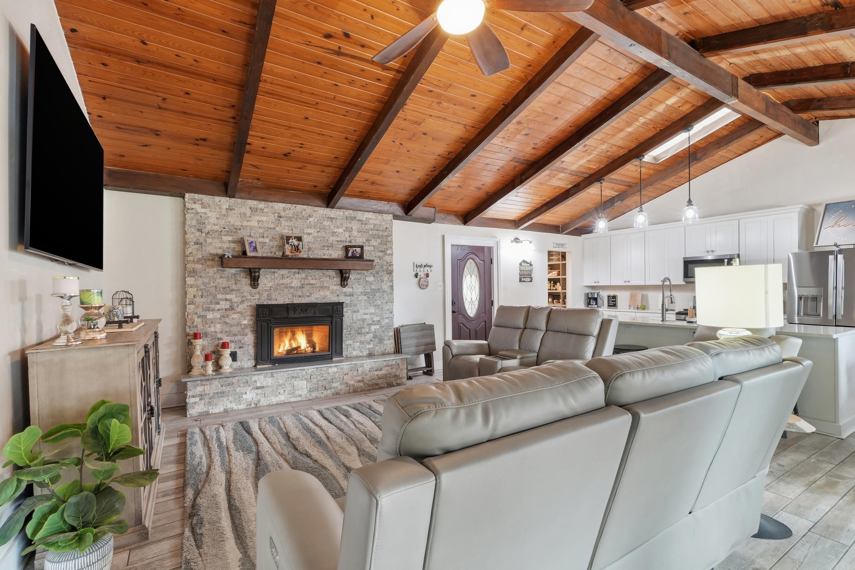 BAYSHORE ACRES - Residential