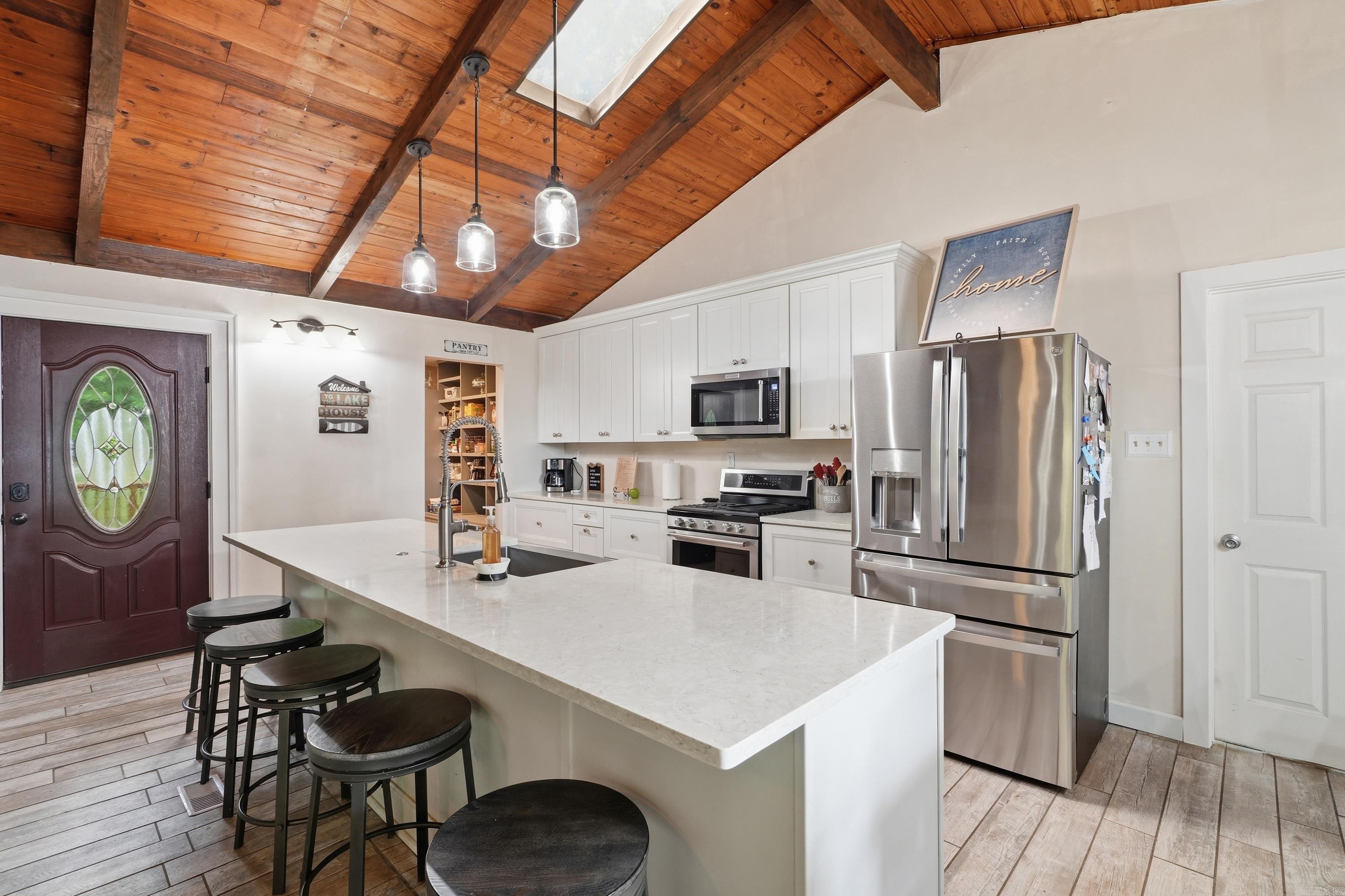 BAYSHORE ACRES - Residential