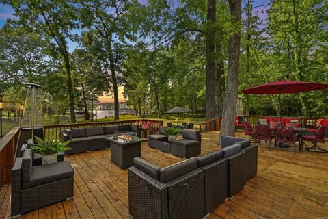 Photo of 107 Bayshore Cove, Hot Springs, AR 71901 (MLS # 26016372)