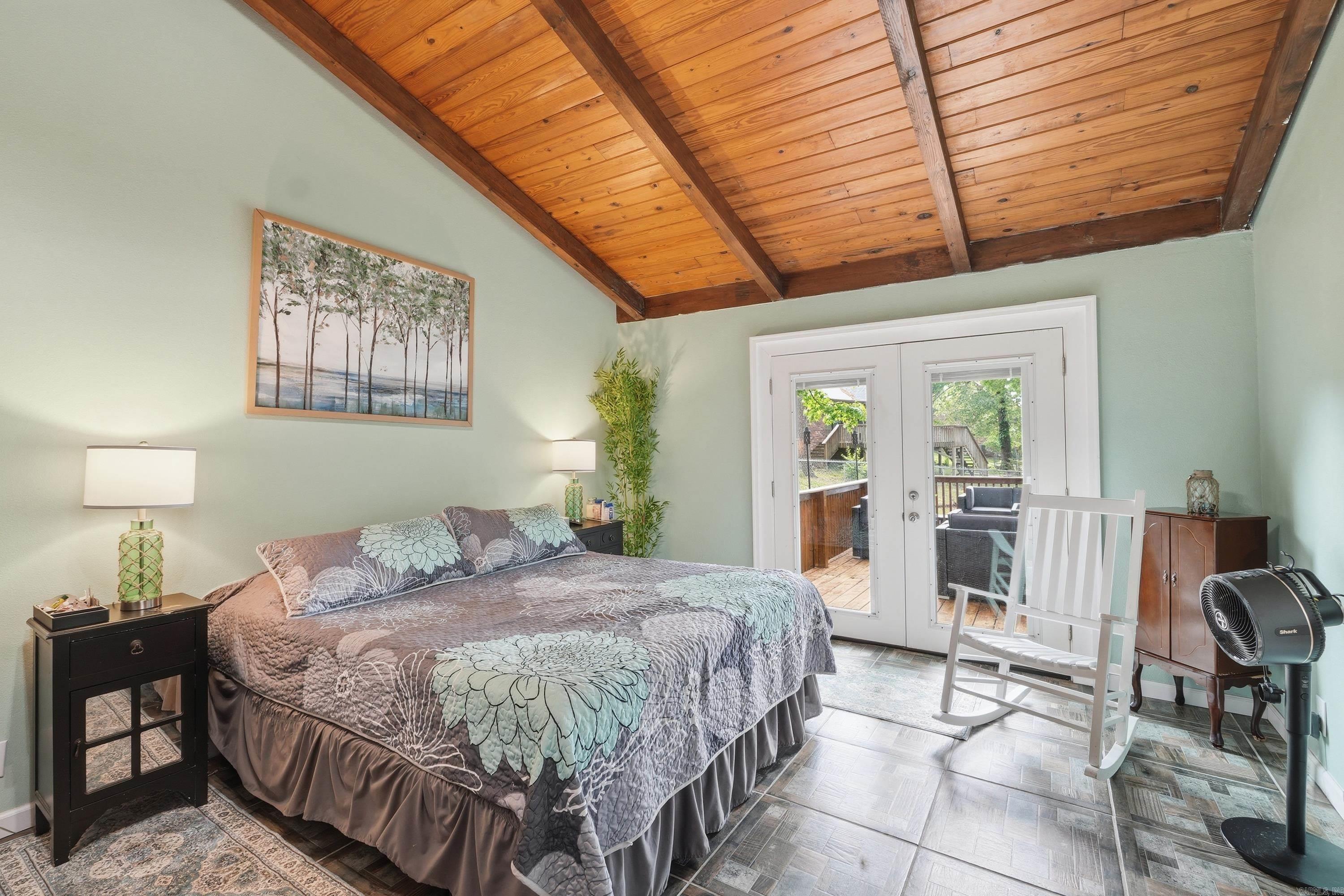 BAYSHORE ACRES - Residential