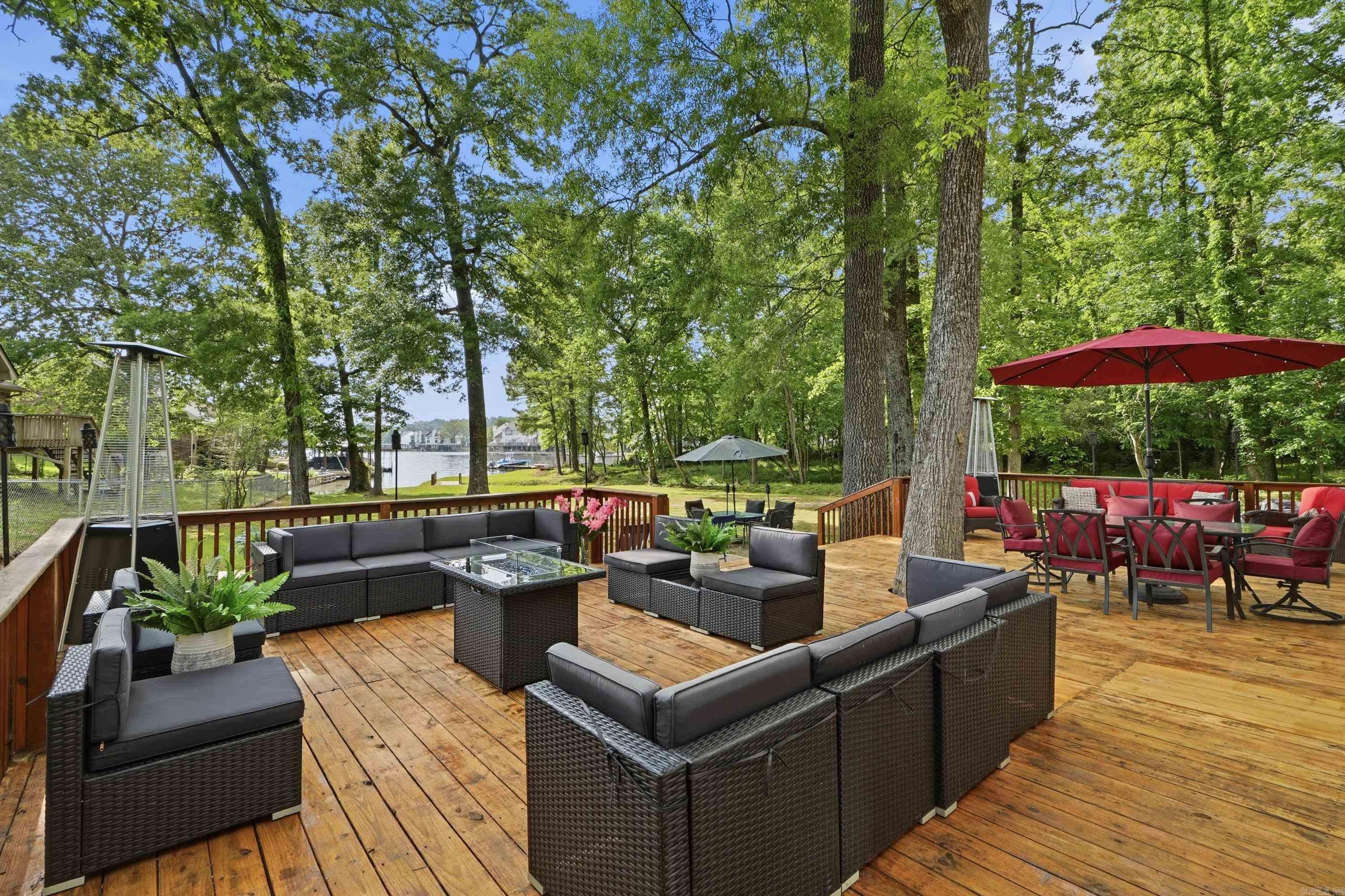 BAYSHORE ACRES - Residential