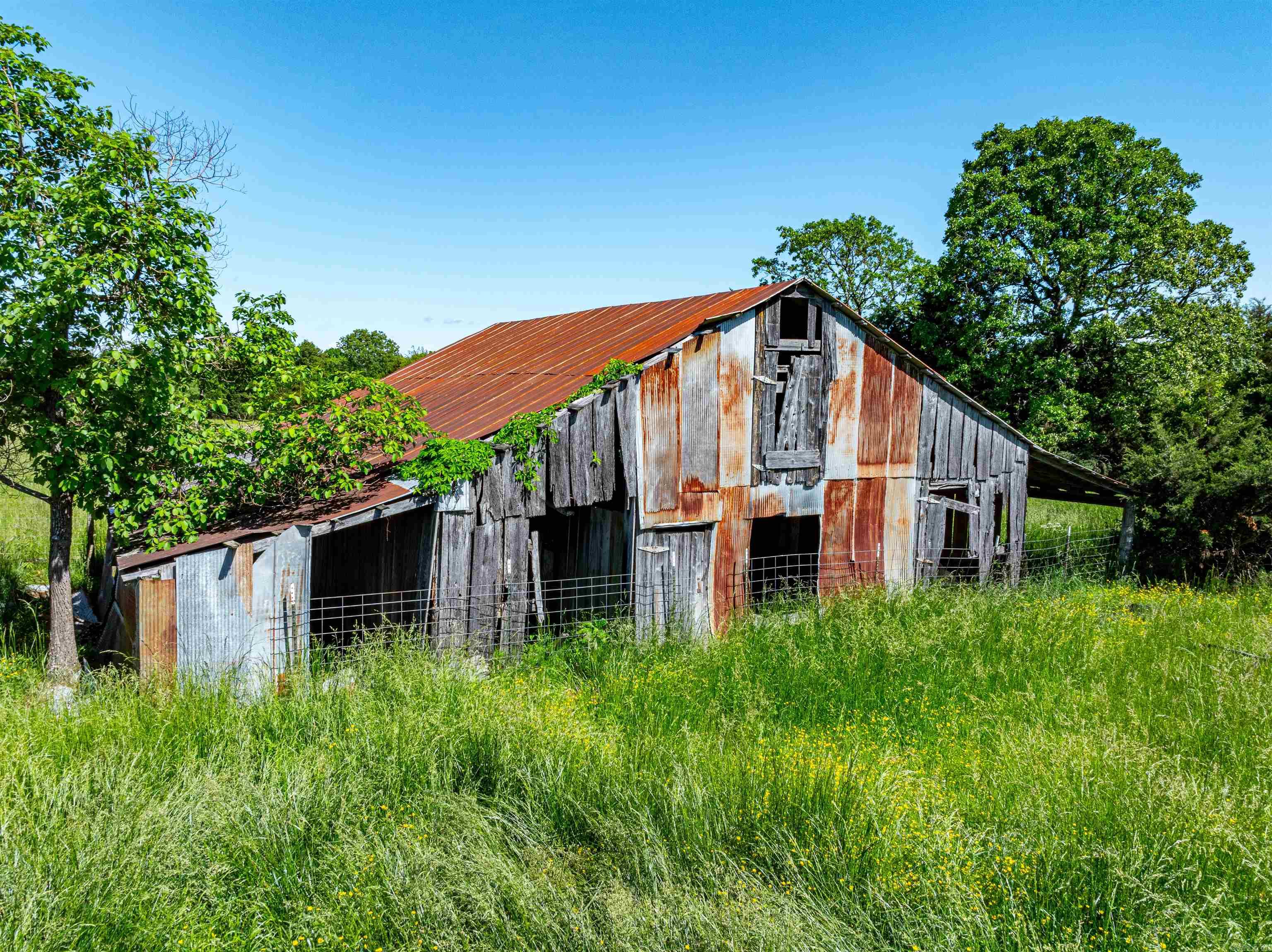 Metes & Bounds - Land