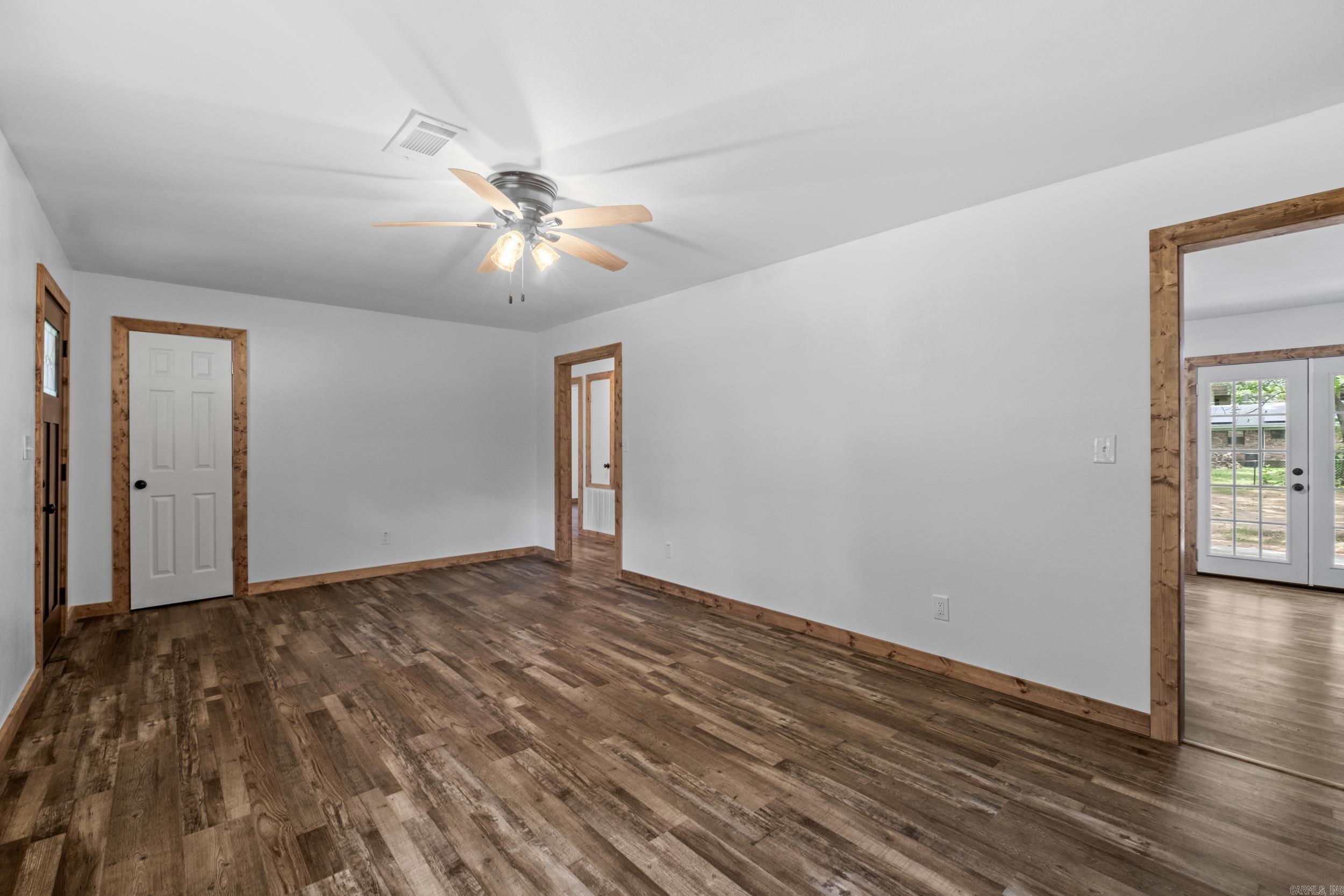 PRIVETT PARK - Residential