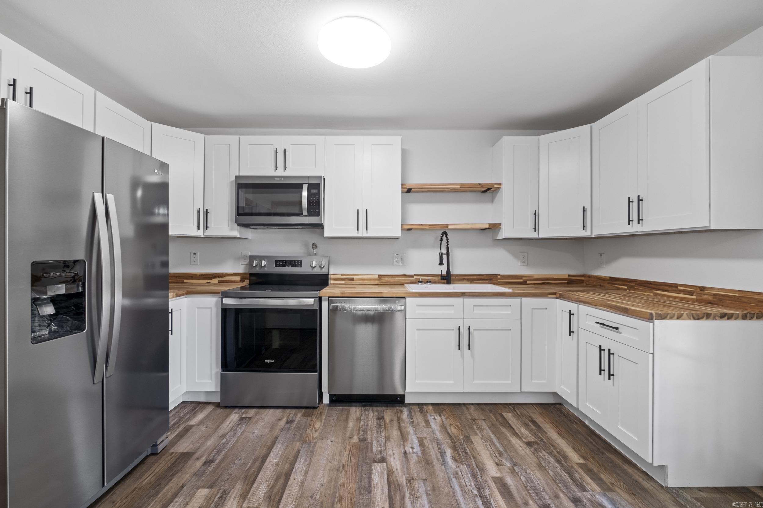 PRIVETT PARK - Residential