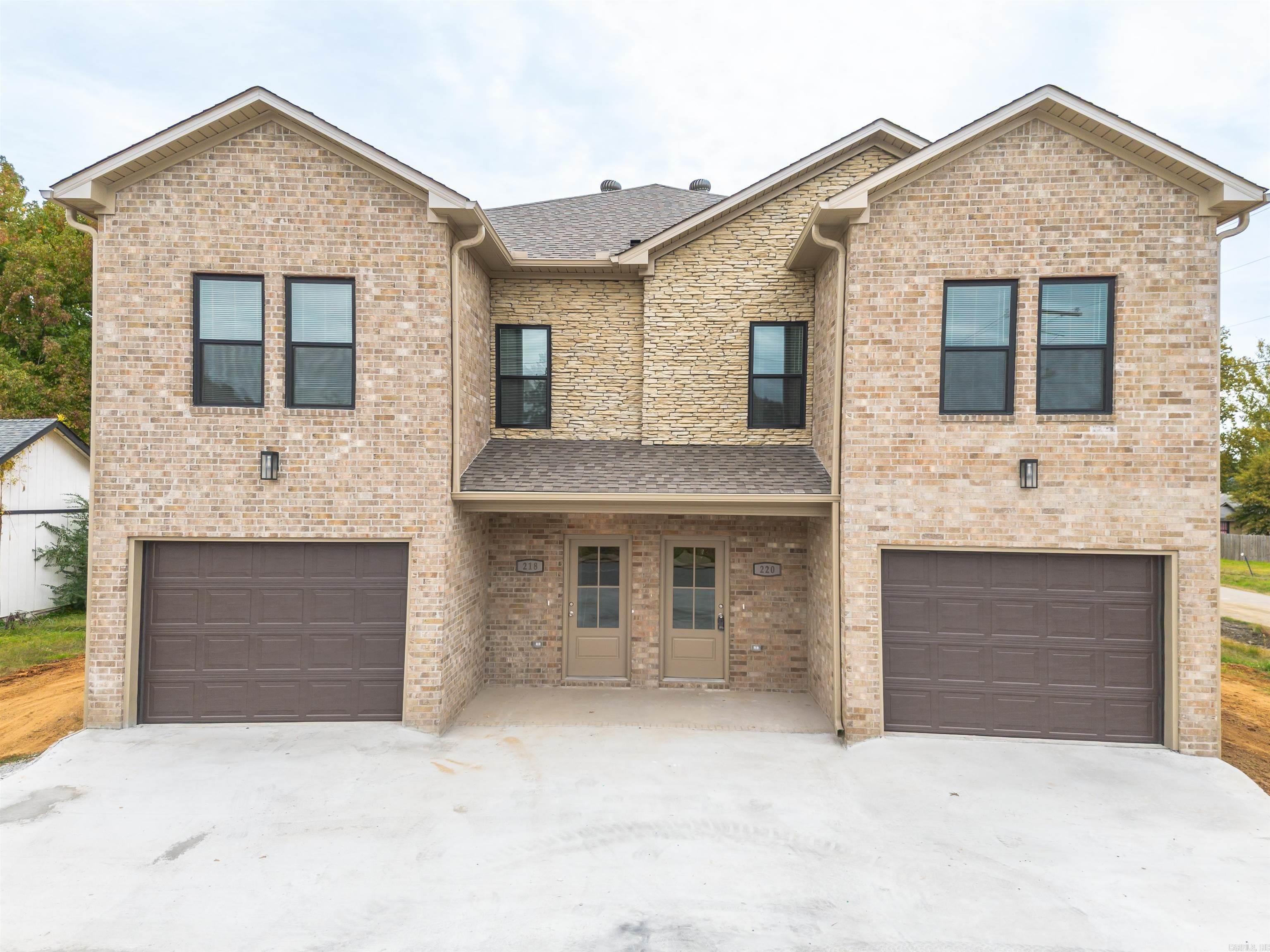 THE WRIGLEY PLACE ADDITION LOT 1 - Residential Income