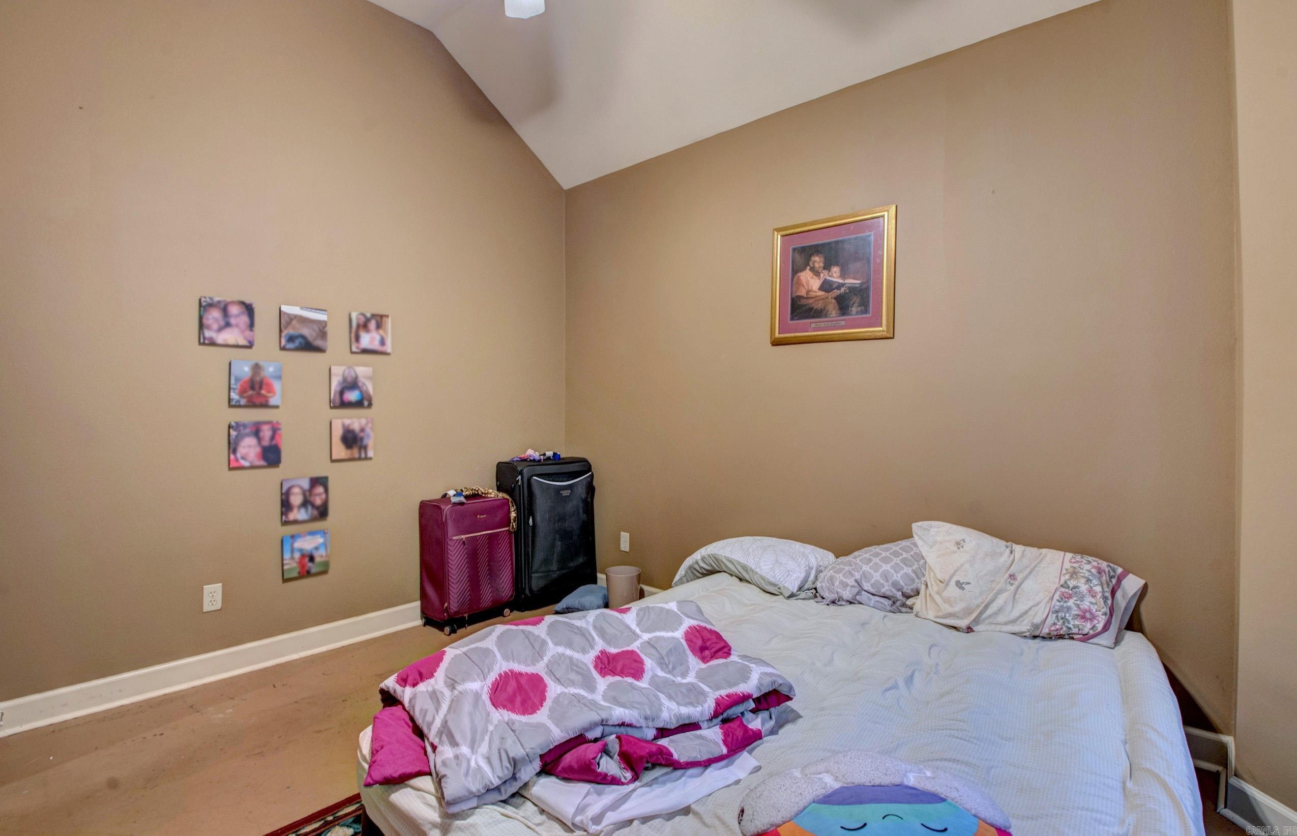 KINGSPARK TO COOK MTN VIL - Residential