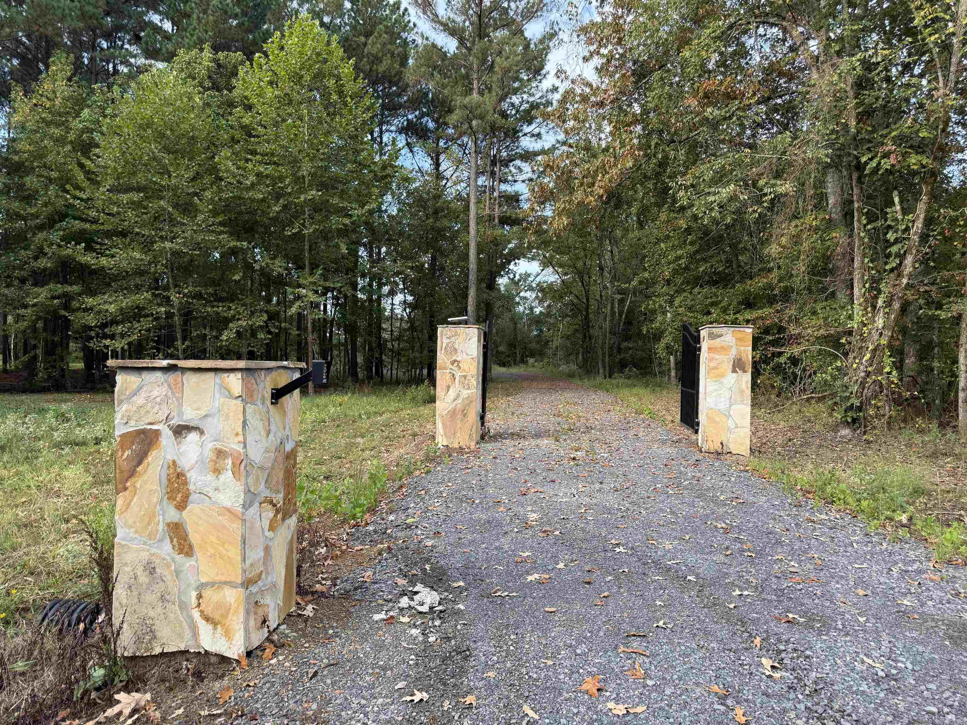 Metes & Bounds - Land